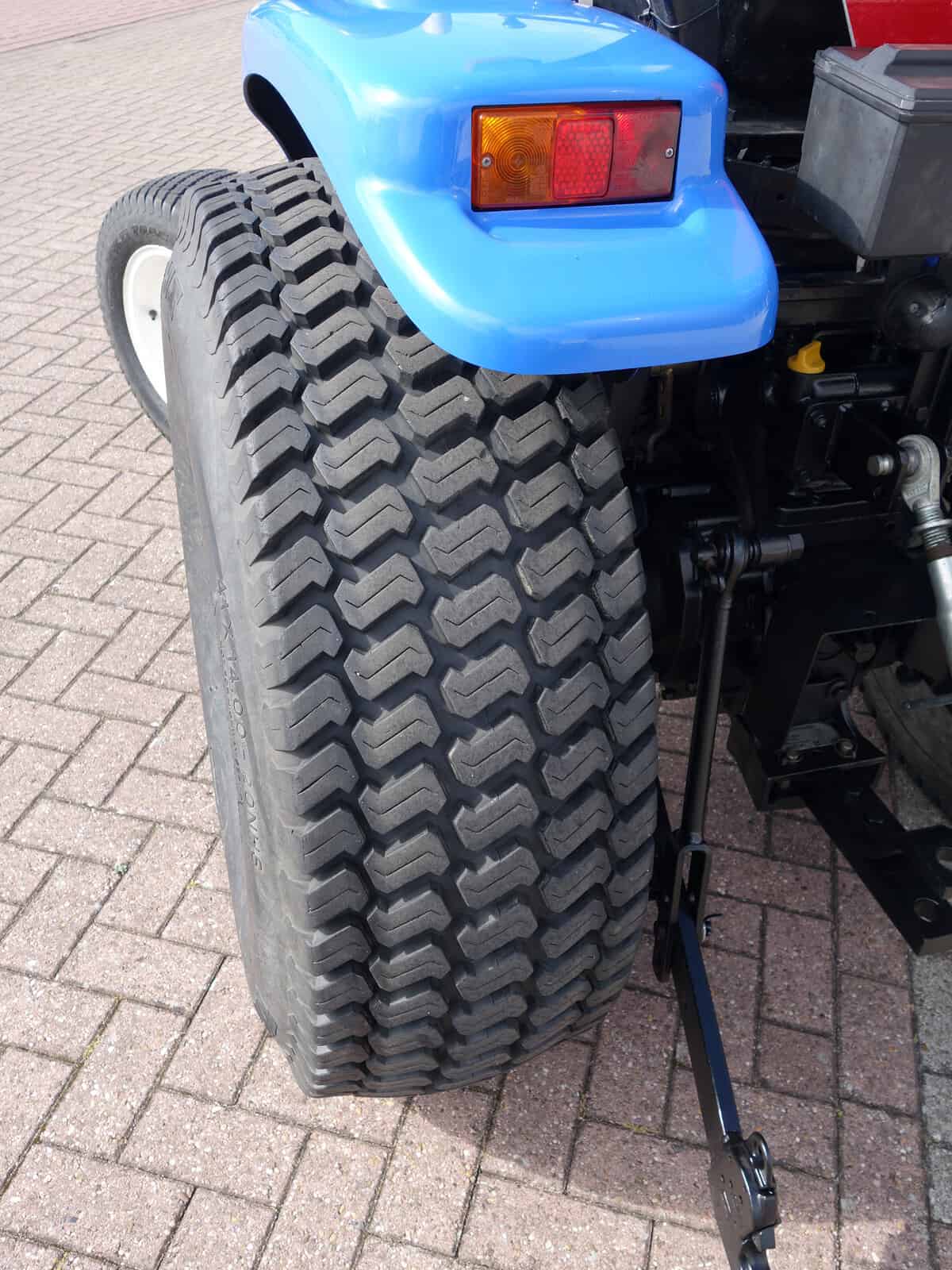 New Holland TC31 4wd - Afbeelding 24