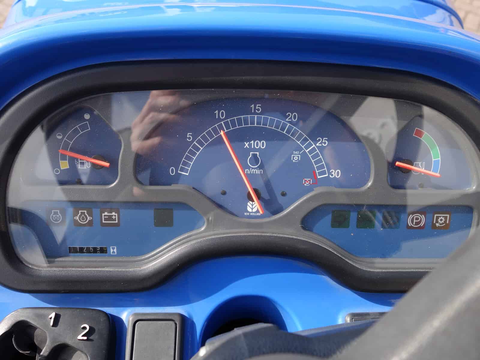 New Holland TC31 4wd - Afbeelding 9