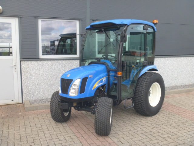 New Holland TC31D 4wd