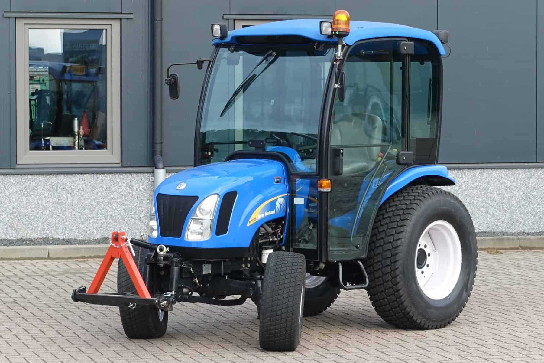 New Holland TC35DA HST