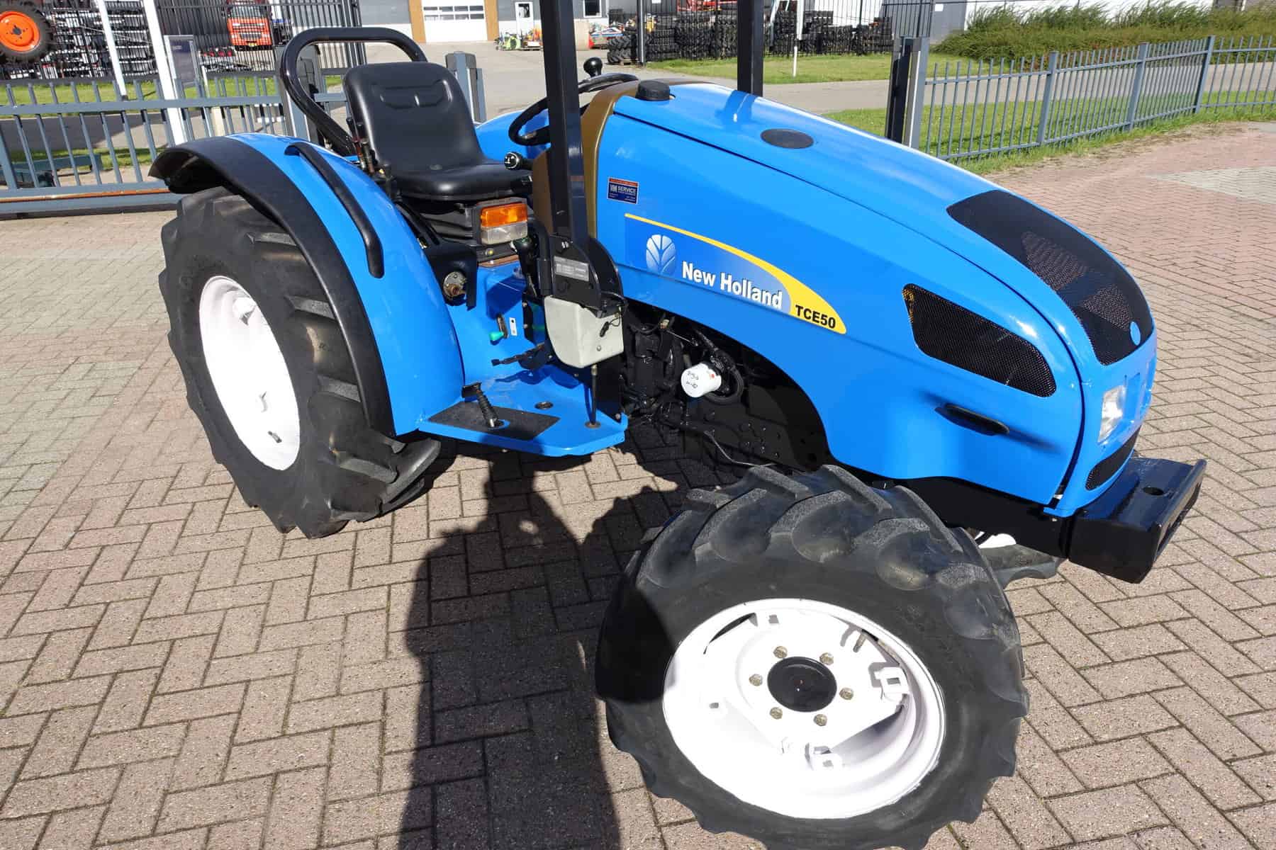 New Holland TCE40 4wd - Afbeelding 2