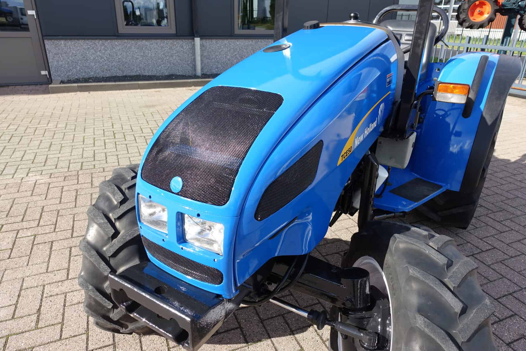New Holland TCE40 4wd - Afbeelding 4