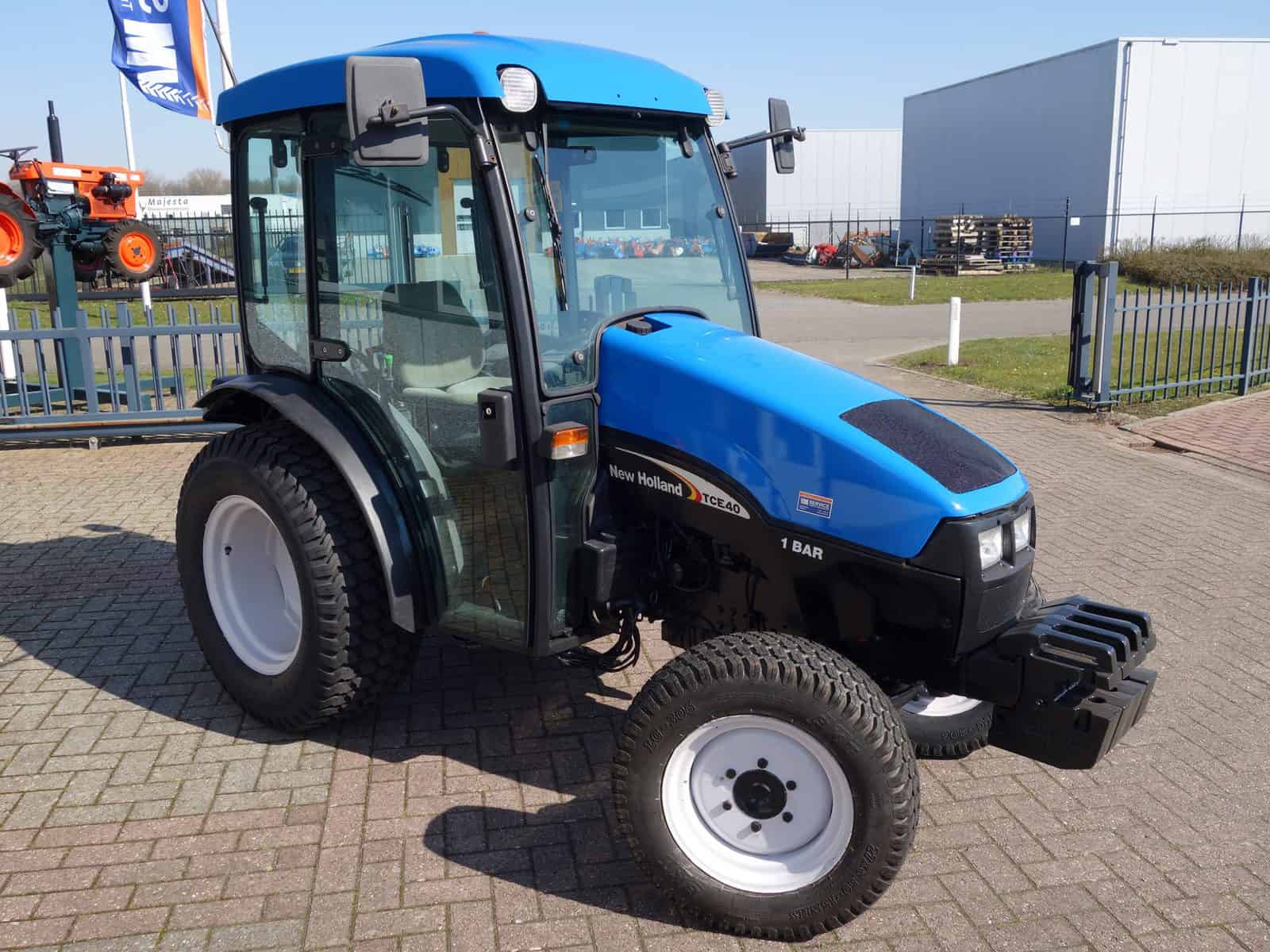 New Holland TCE40 4wd - Afbeelding 2