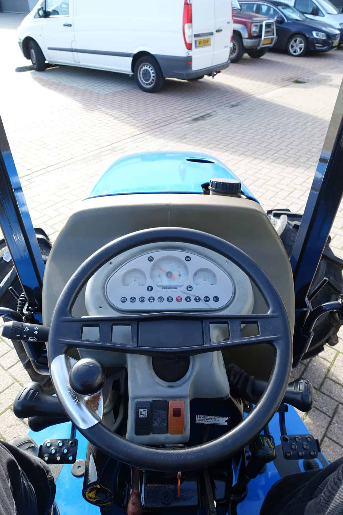 New Holland TCE50 4wd - Afbeelding 11