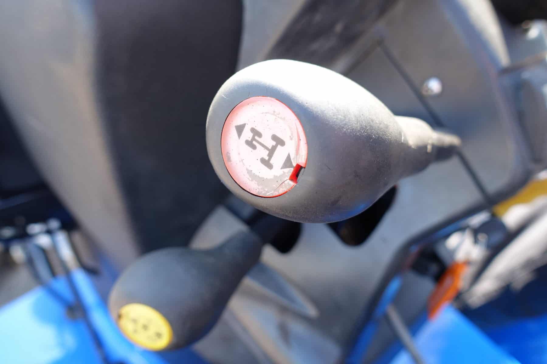 New Holland TCE50 4wd - Afbeelding 12