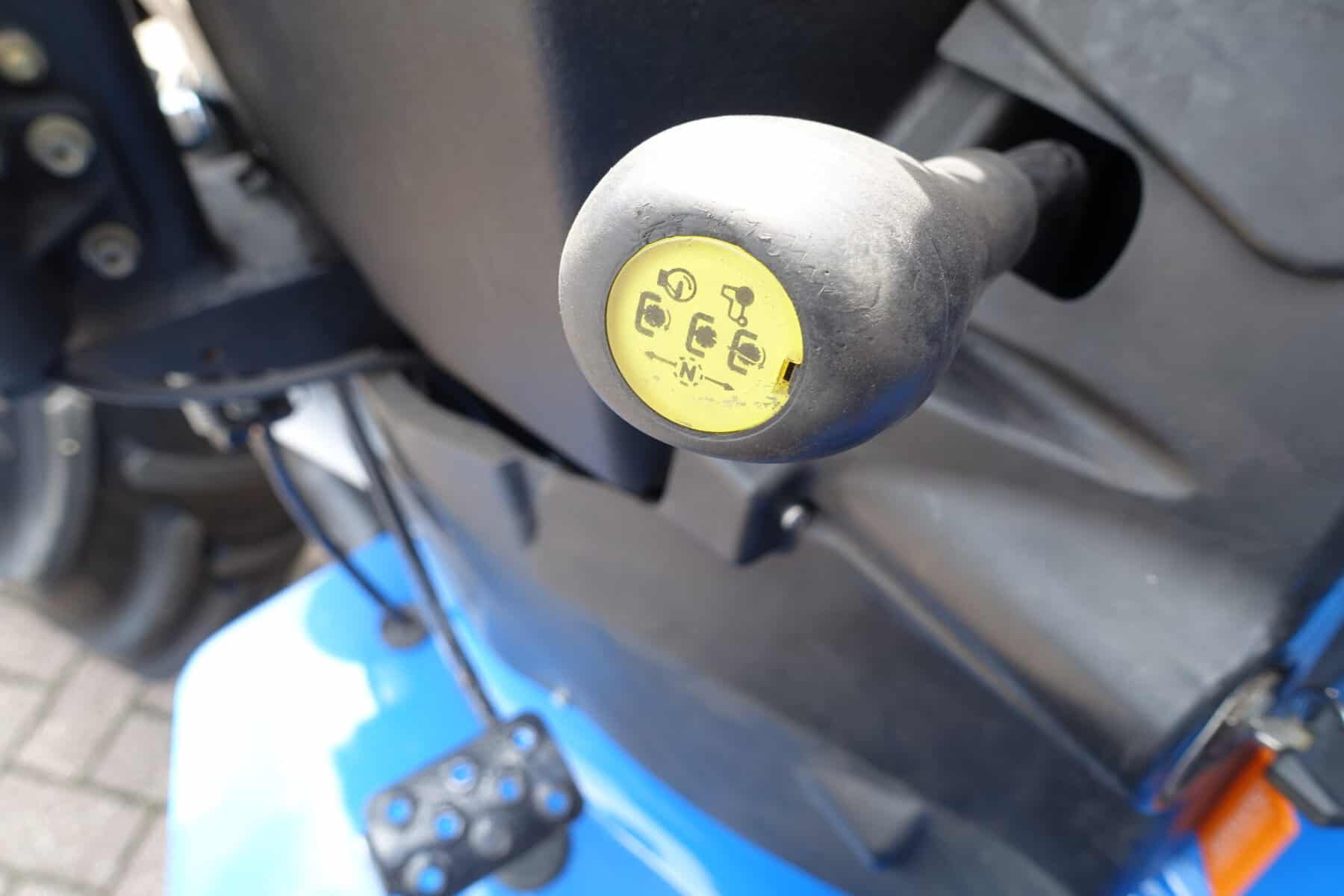 New Holland TCE50 4wd - Afbeelding 12