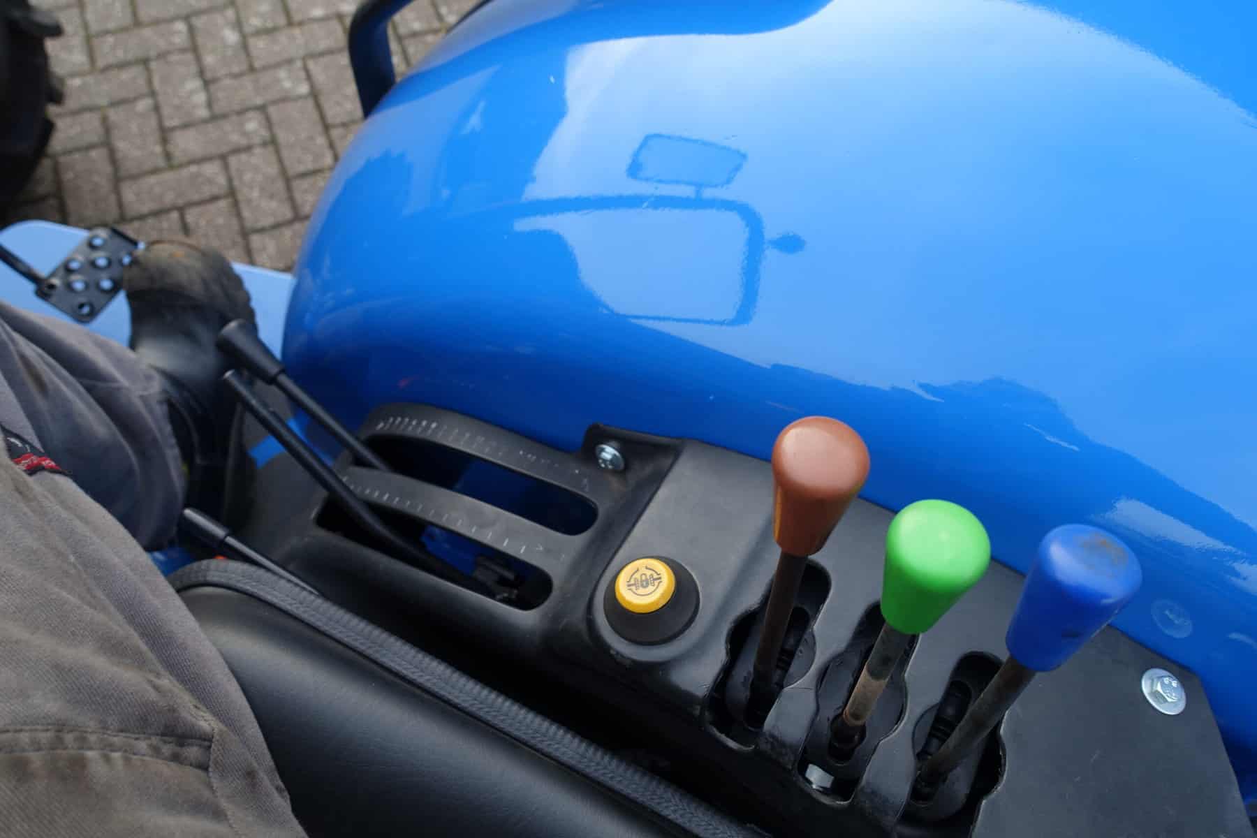 New Holland TCE50 4wd - Afbeelding 17