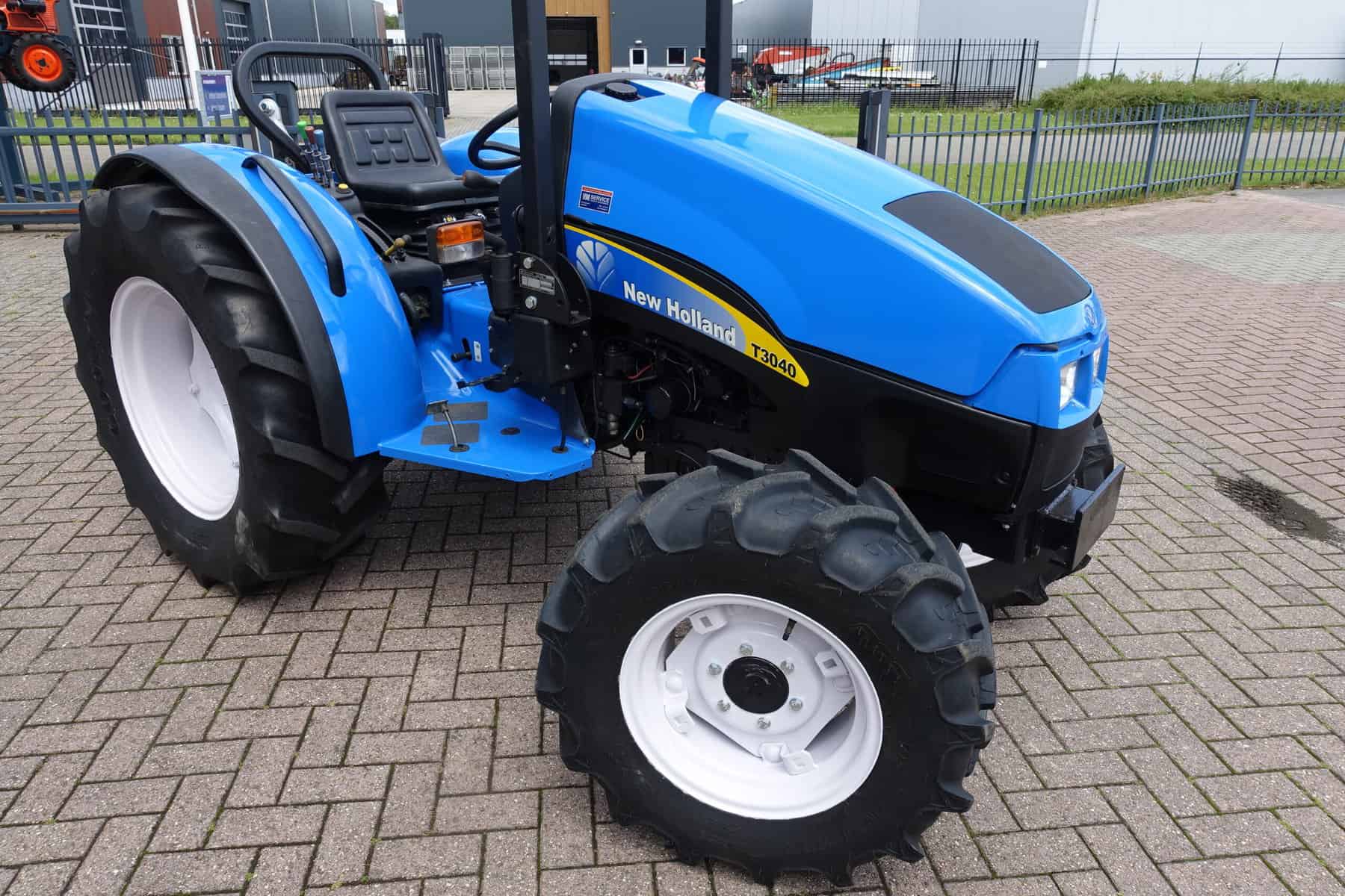 New Holland TCE50 4wd - Afbeelding 2