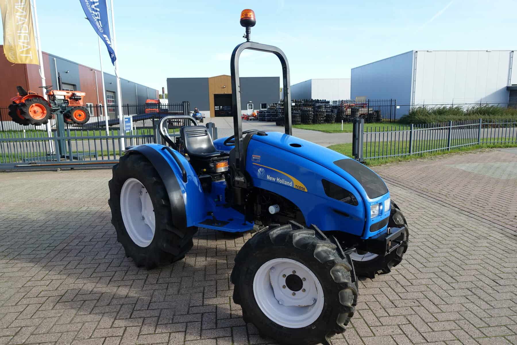 New Holland TCE50 4wd - Afbeelding 2