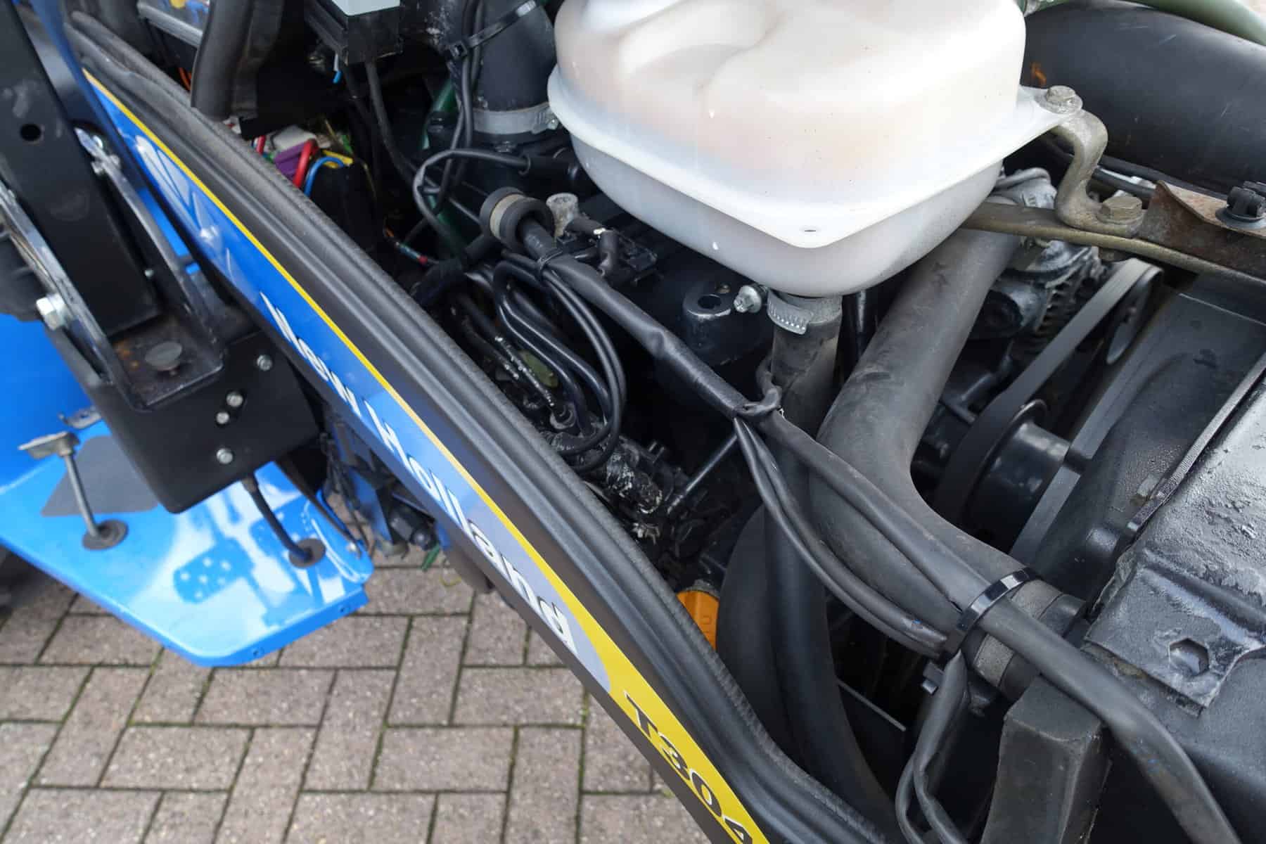 New Holland TCE50 4wd - Afbeelding 32