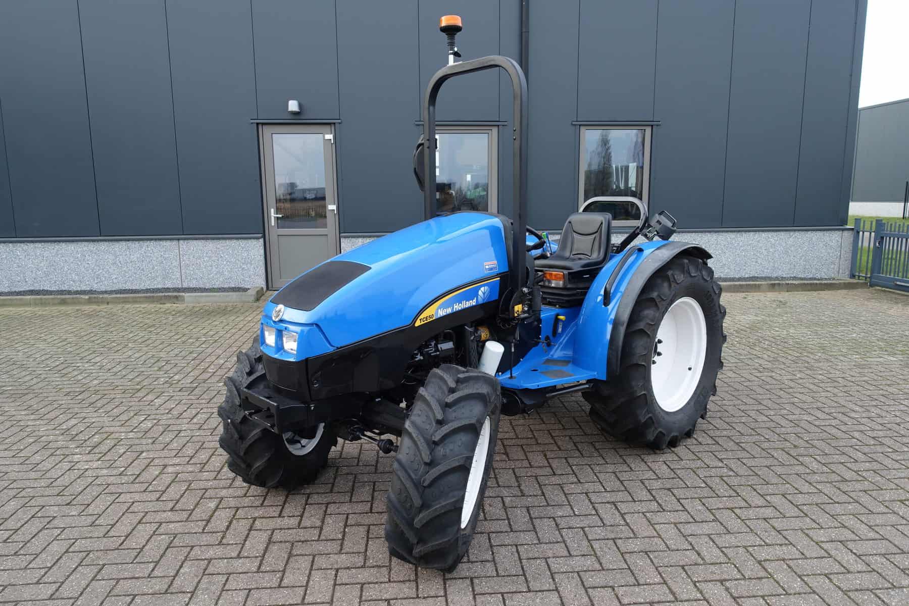 New Holland TCE50 4wd - Afbeelding 3