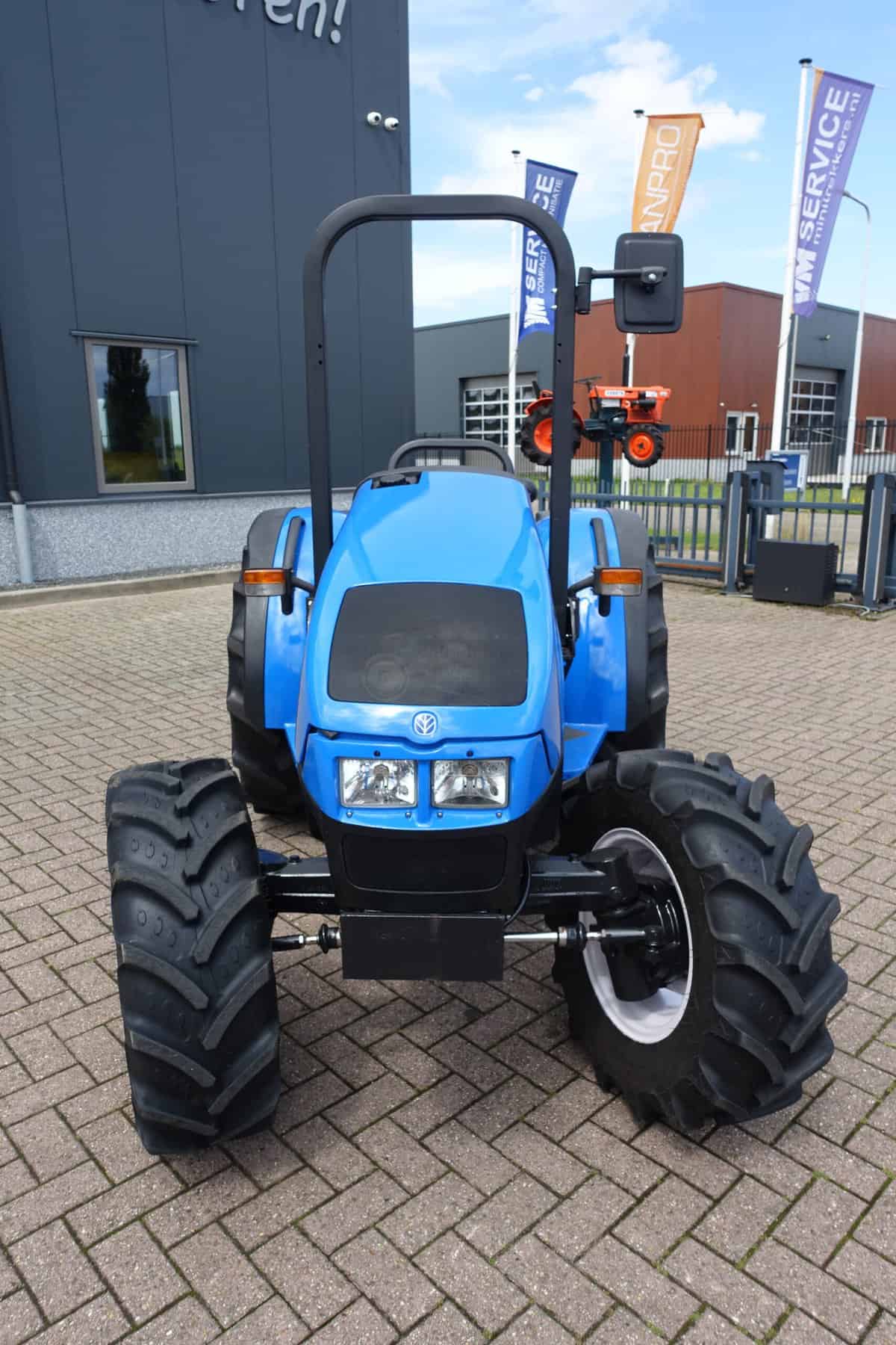 New Holland TCE50 4wd - Afbeelding 4