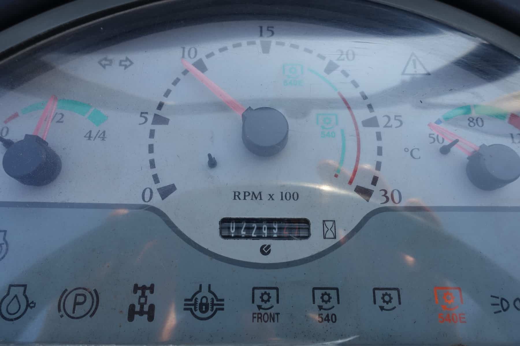 New Holland TCE50 4wd - Afbeelding 9