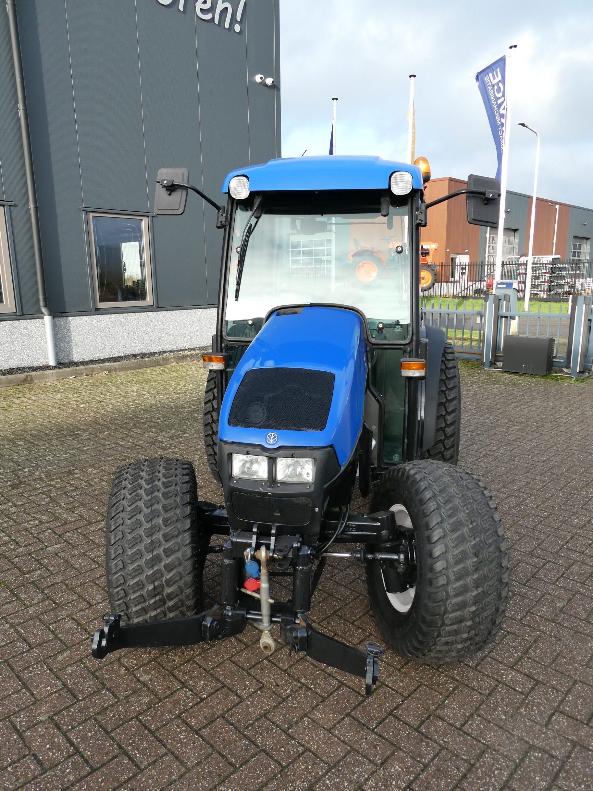 New Holland TCE50 4wd - Afbeelding 4
