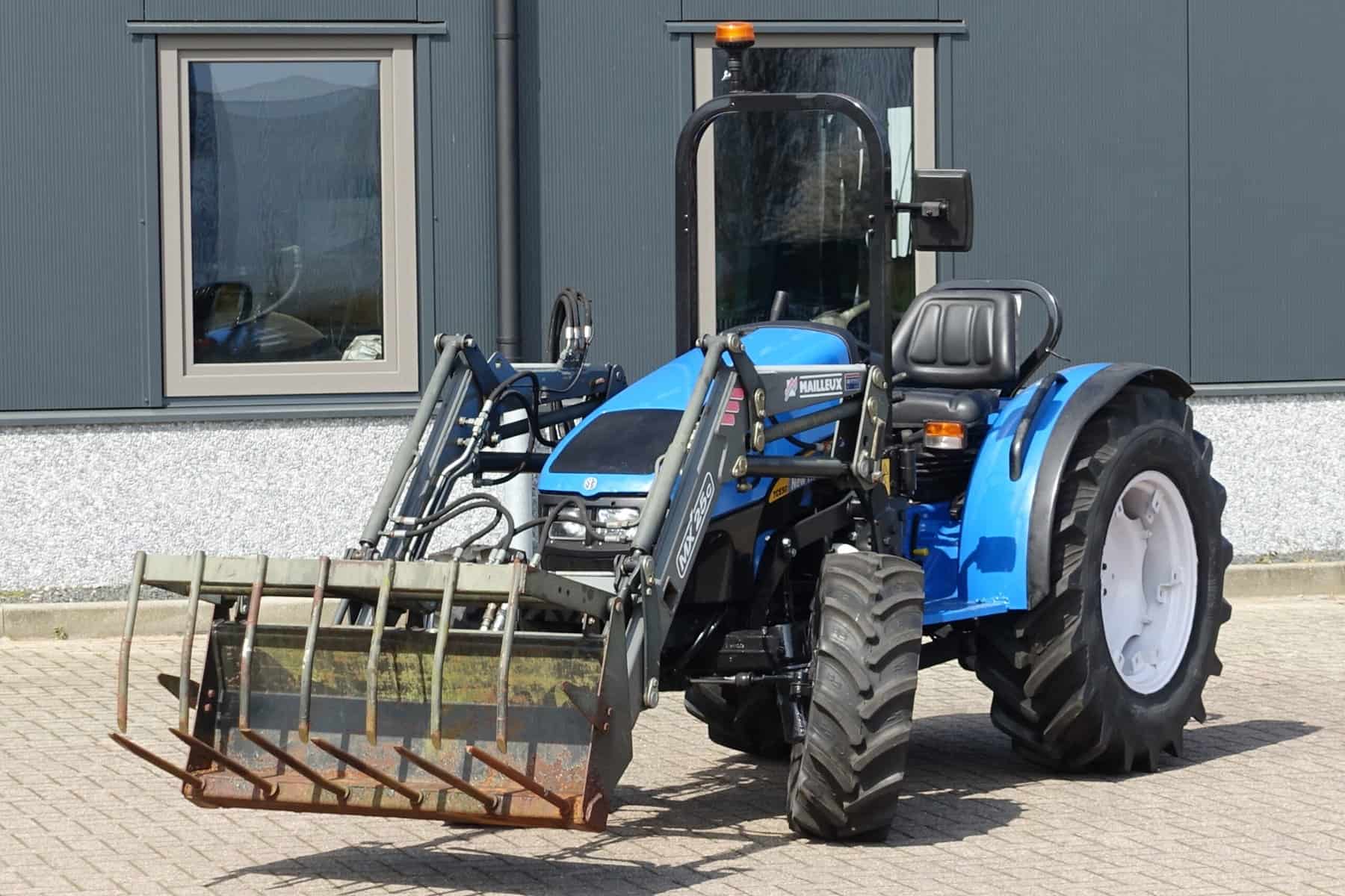 New Holland TCE50 4wd