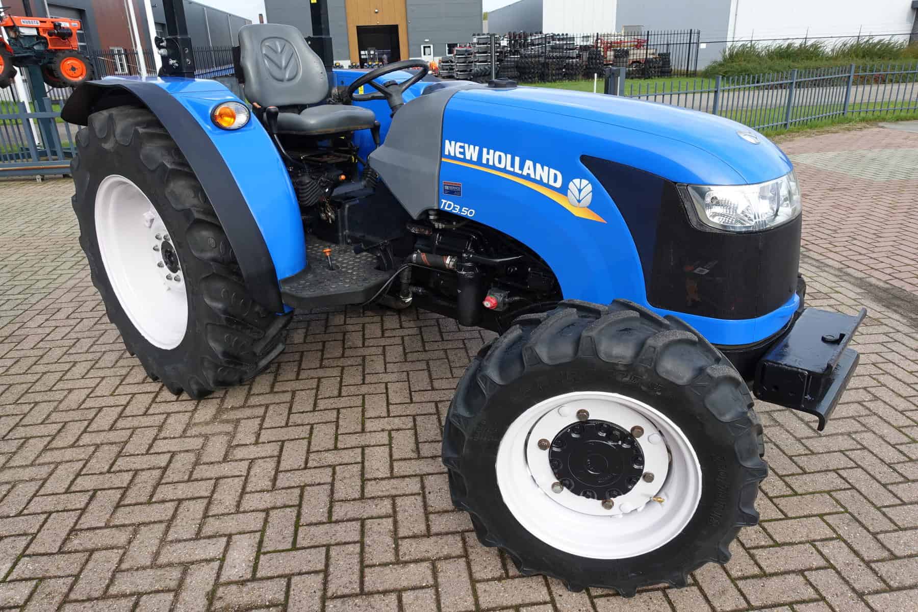 New Holland TD3.50 4wd - Afbeelding 2