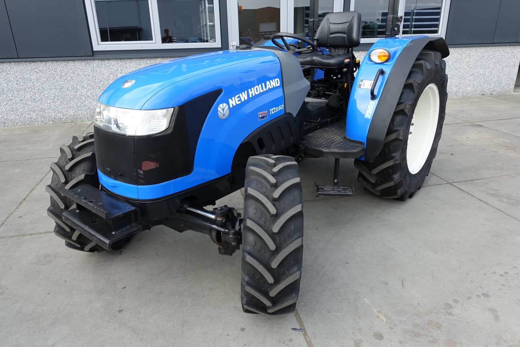 New Holland TD3.50 4wd - Afbeelding 4