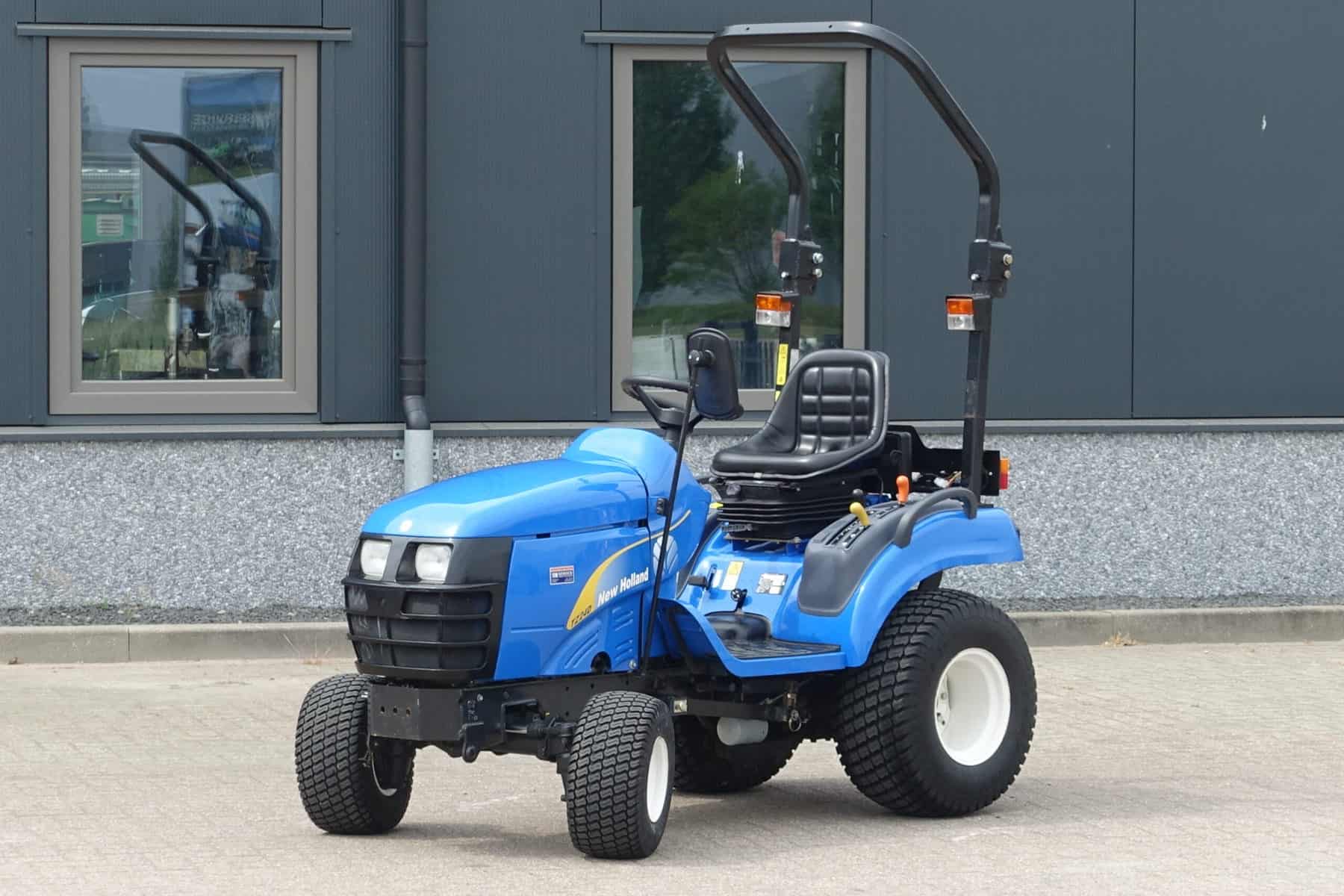 New Holland TZ24 4wd HST