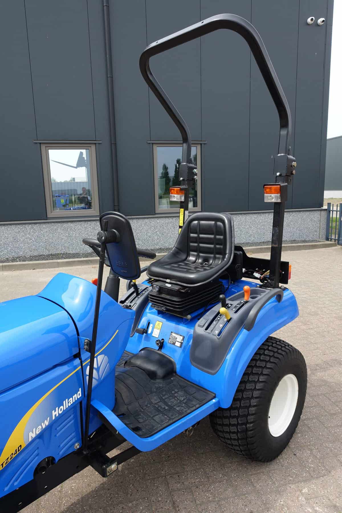 New Holland TZ24 4wd HST - Afbeelding 8
