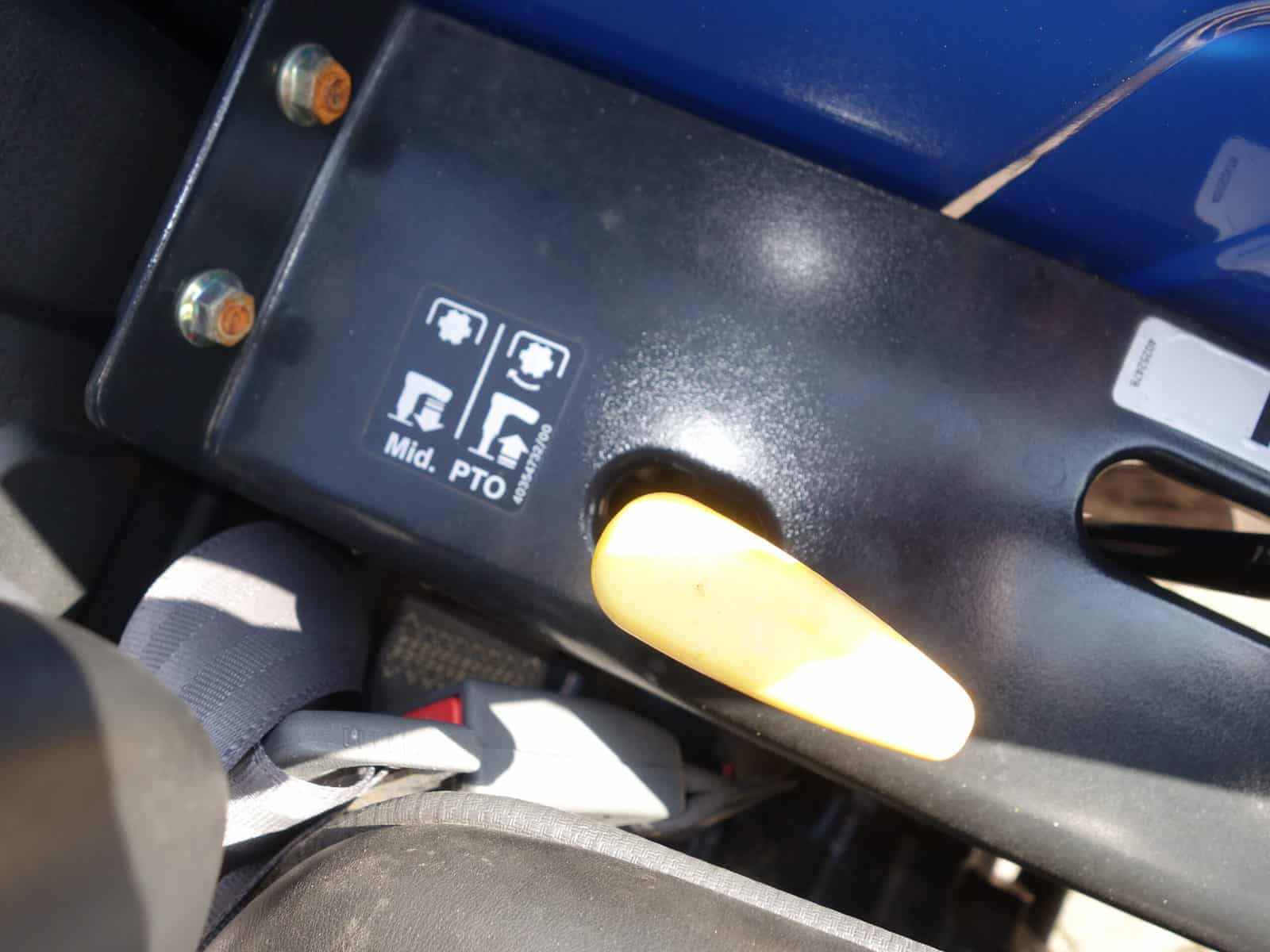 New Holland 35 4wd - Afbeelding 16