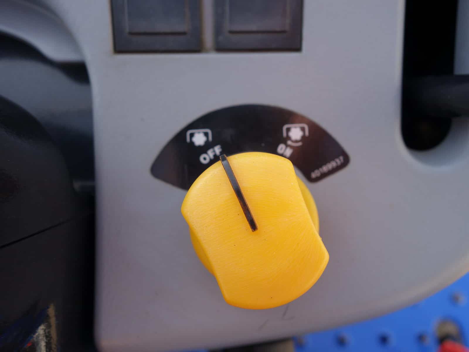 New Holland 35 4wd - Afbeelding 17