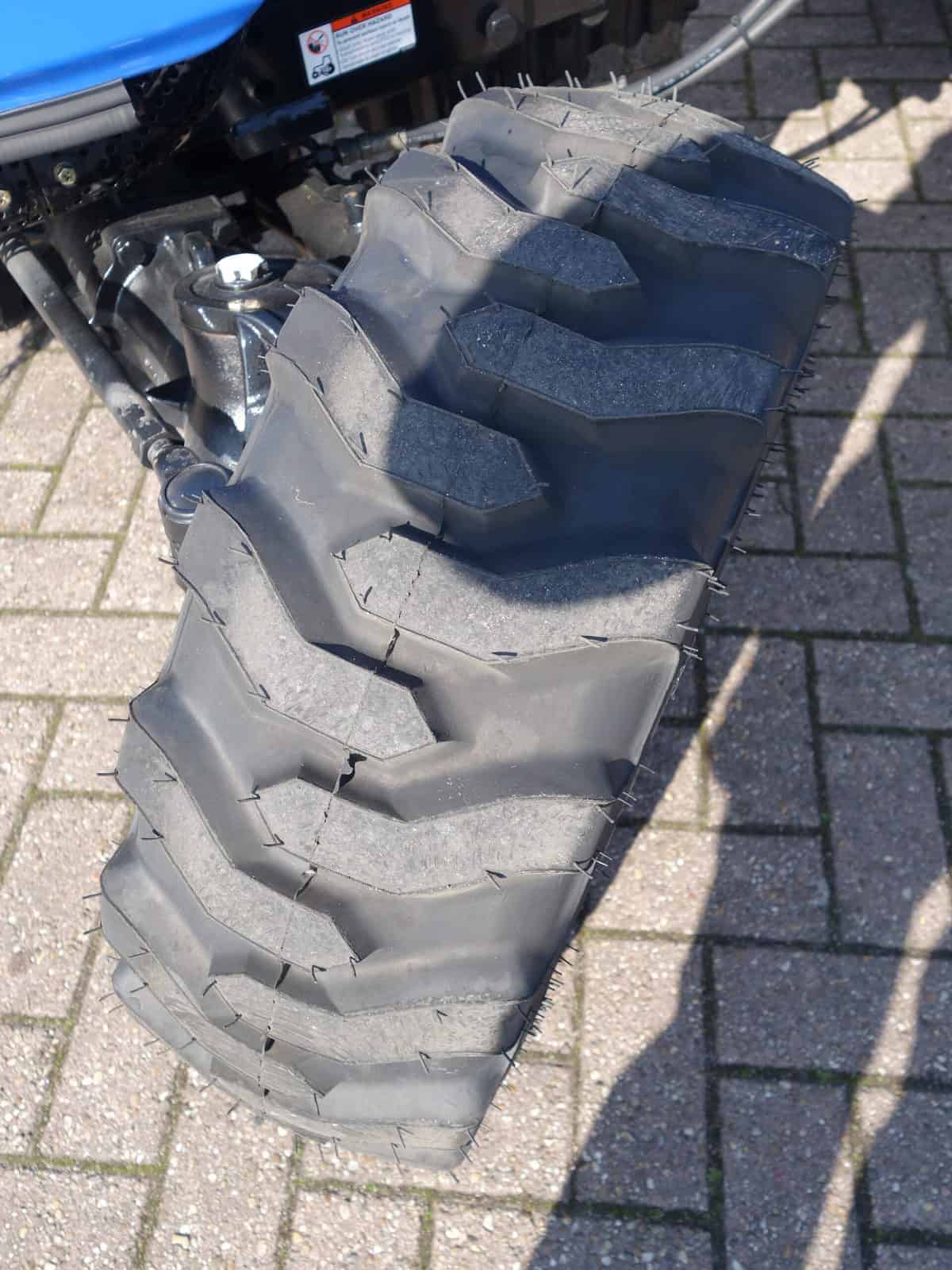 New Holland 35 4wd - Afbeelding 25