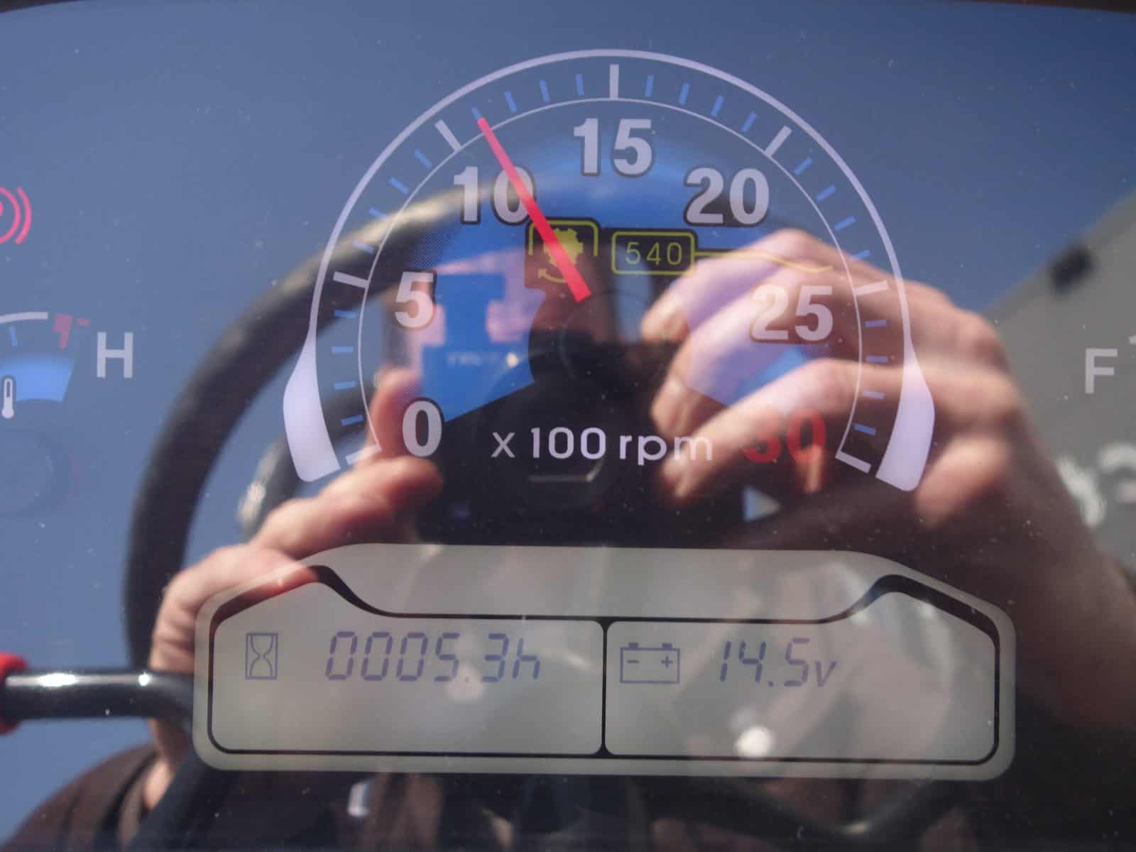 New Holland 35 4wd - Afbeelding 9