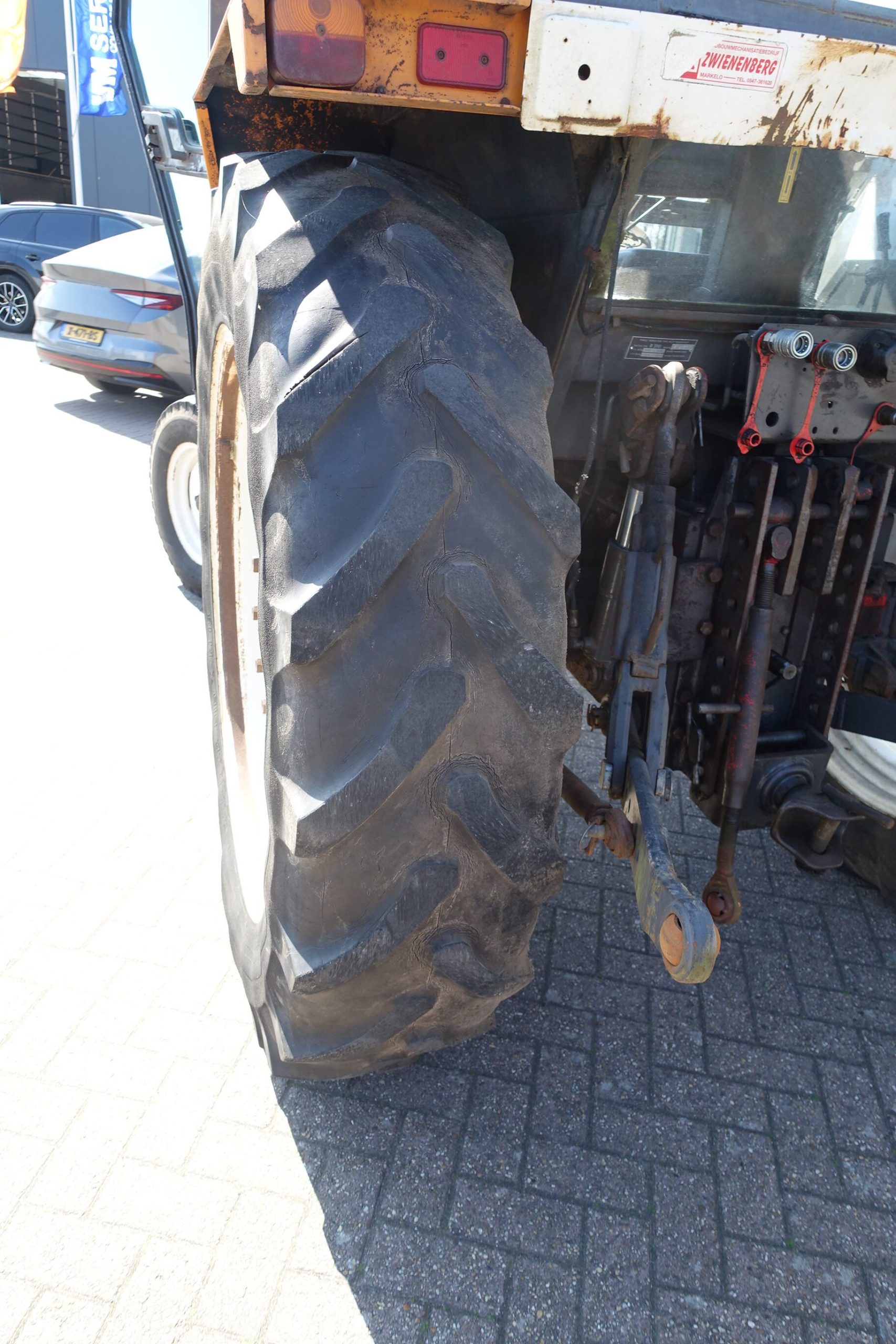 Renault 75.12 2wd - Afbeelding 25