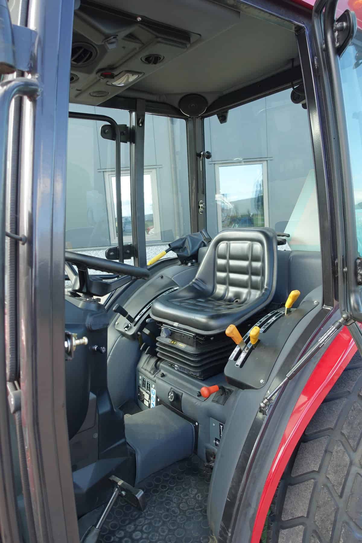 Shibaura ST330 4wd HST - Afbeelding 11