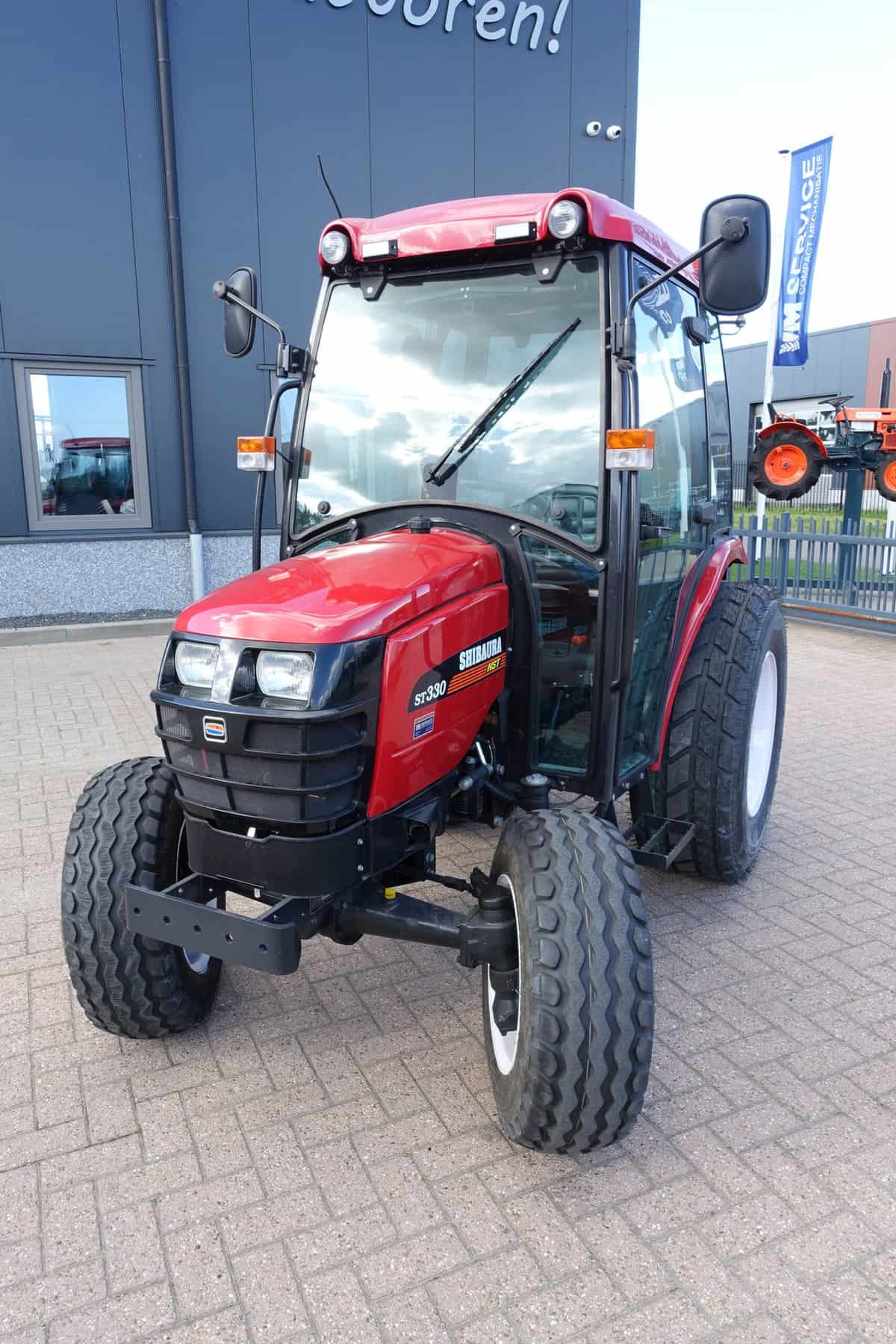 Shibaura ST330 4wd HST - Afbeelding 4