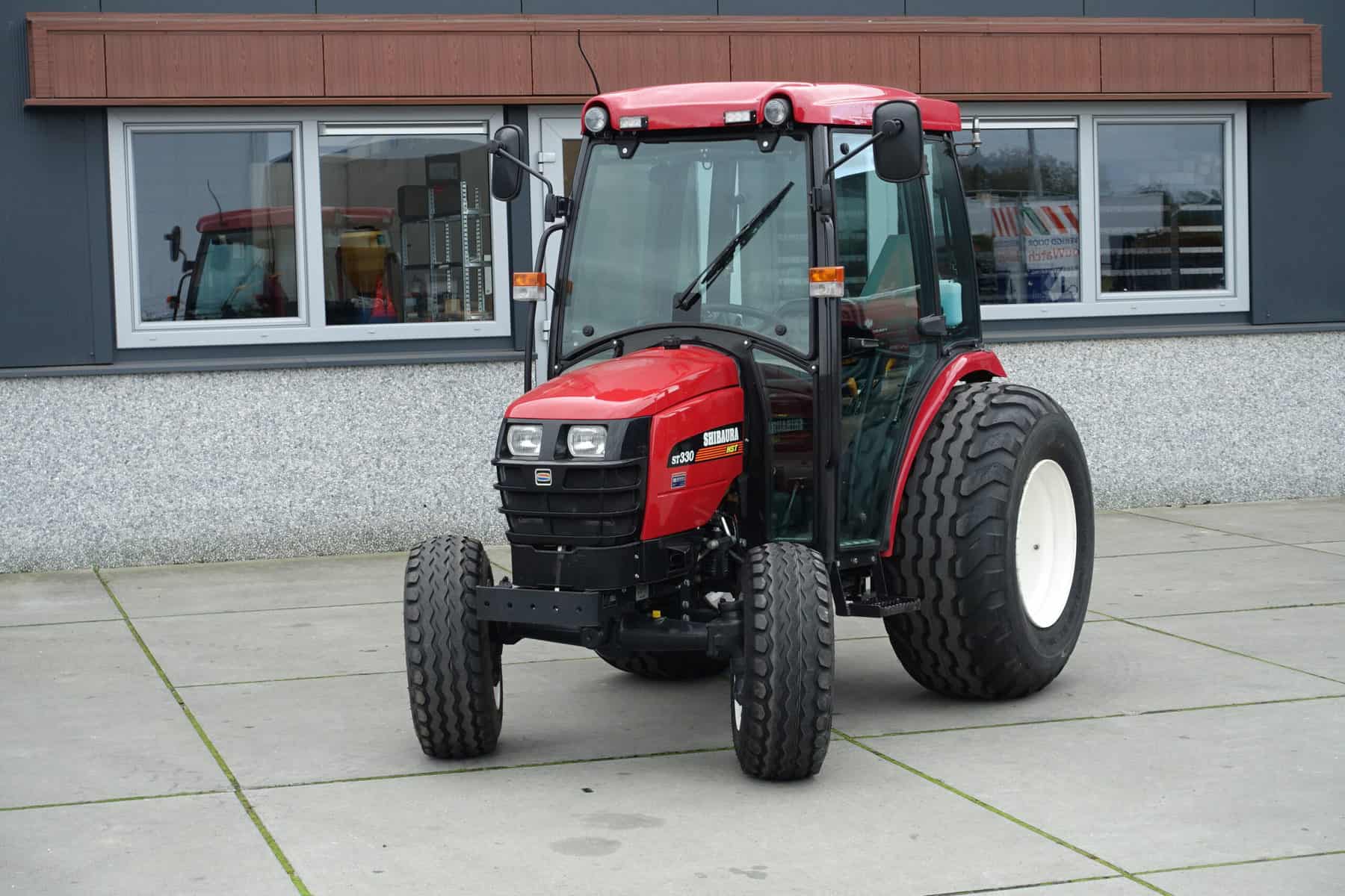 Shibaura ST330 4wd HST