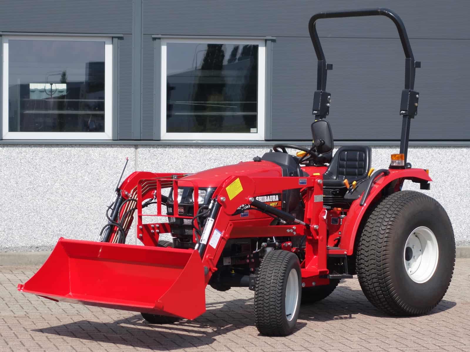 Shibaura ST330 4wd HST