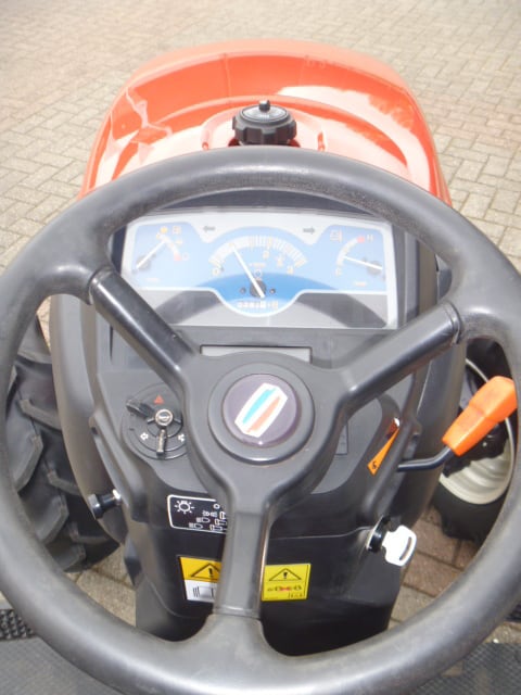 Shibaura ST330 4wd HST - Afbeelding 11