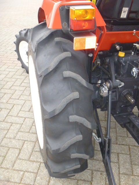 Shibaura ST330 4wd HST - Afbeelding 24