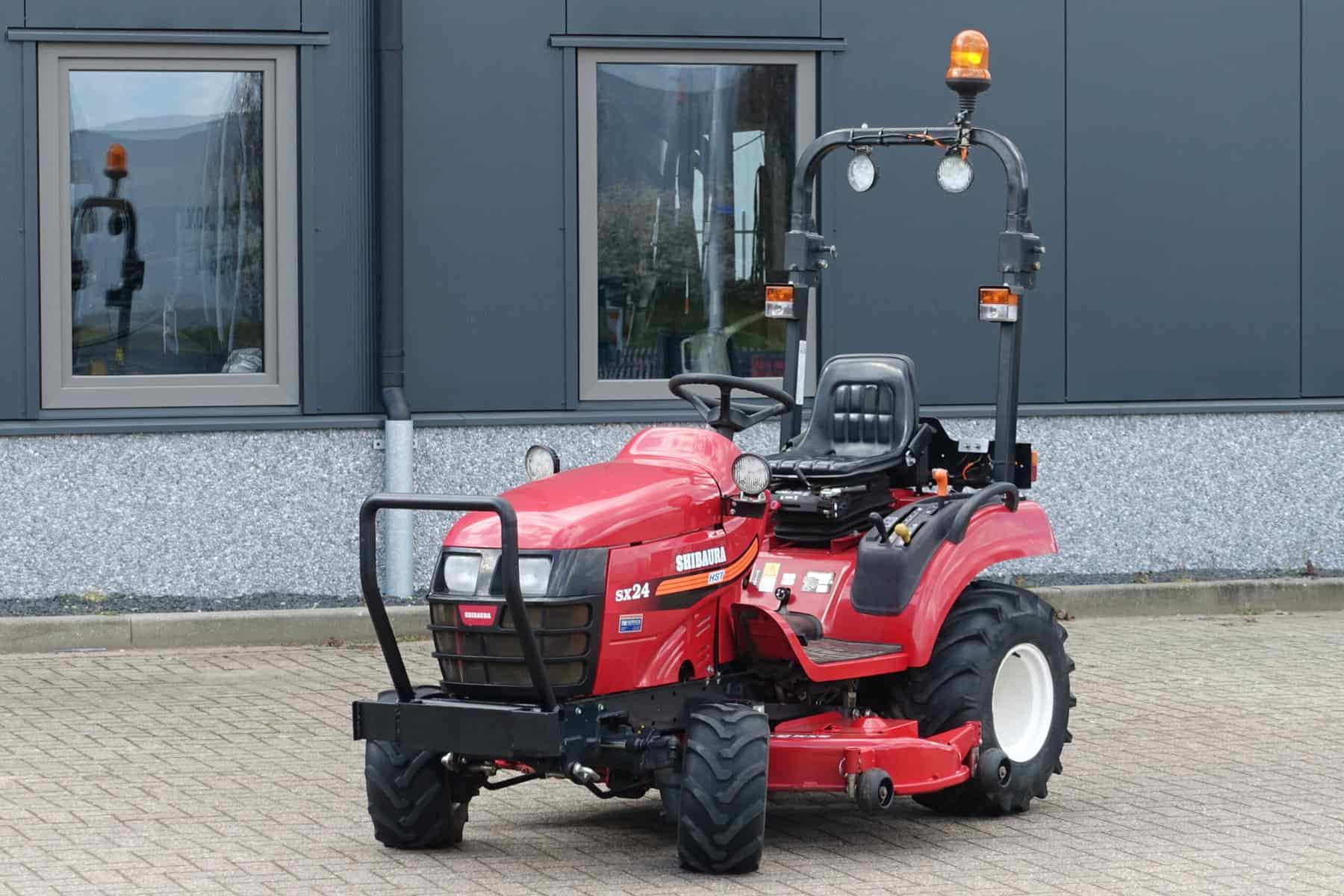 Shibaura SX-24 4wd HST