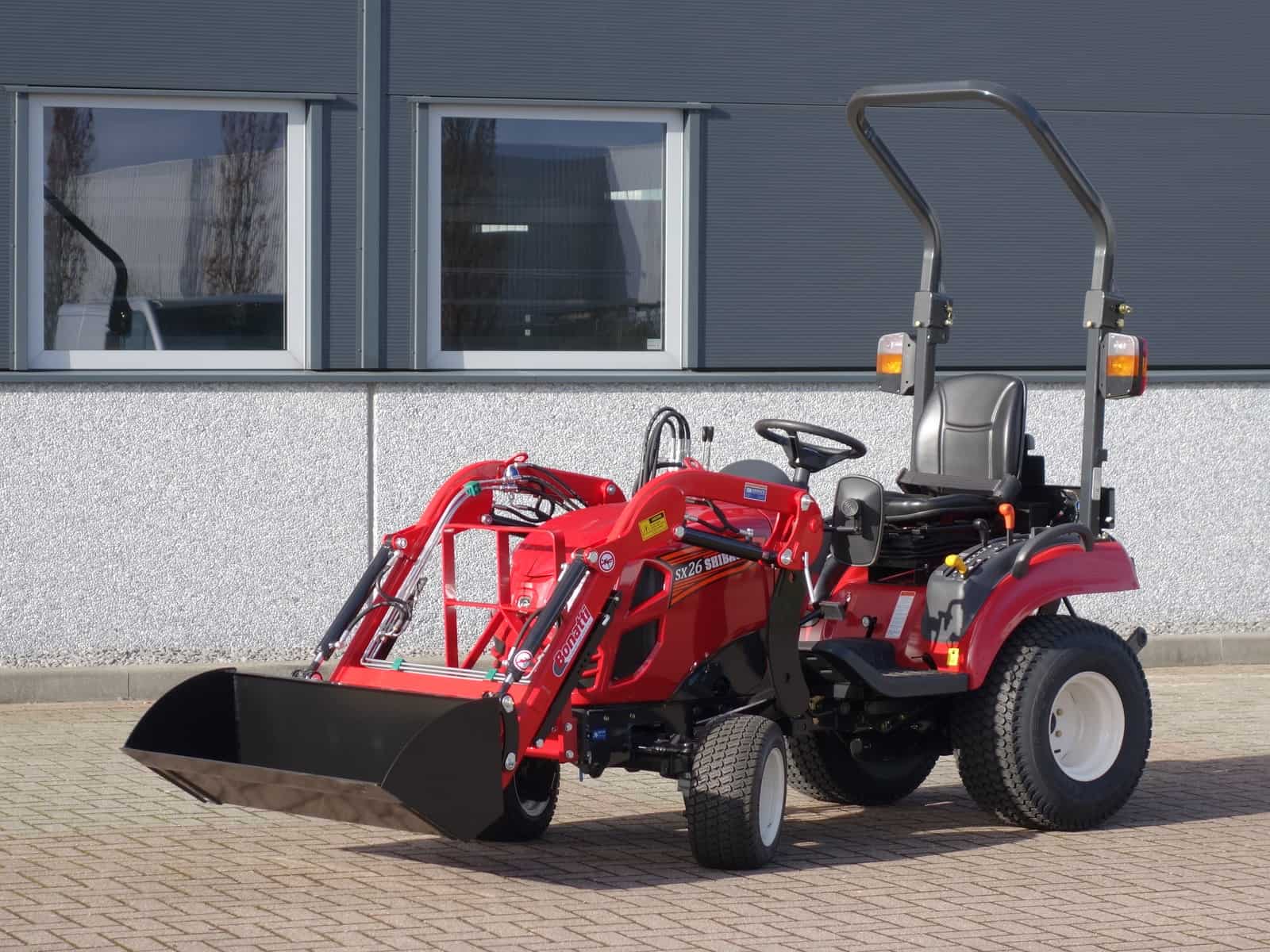 Shibaura SX-26 4wd HST