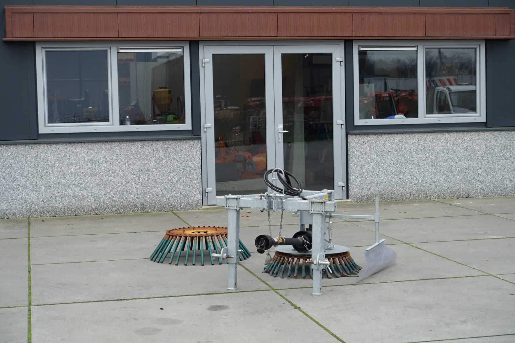 Tarpan Pro Onkruidborstel