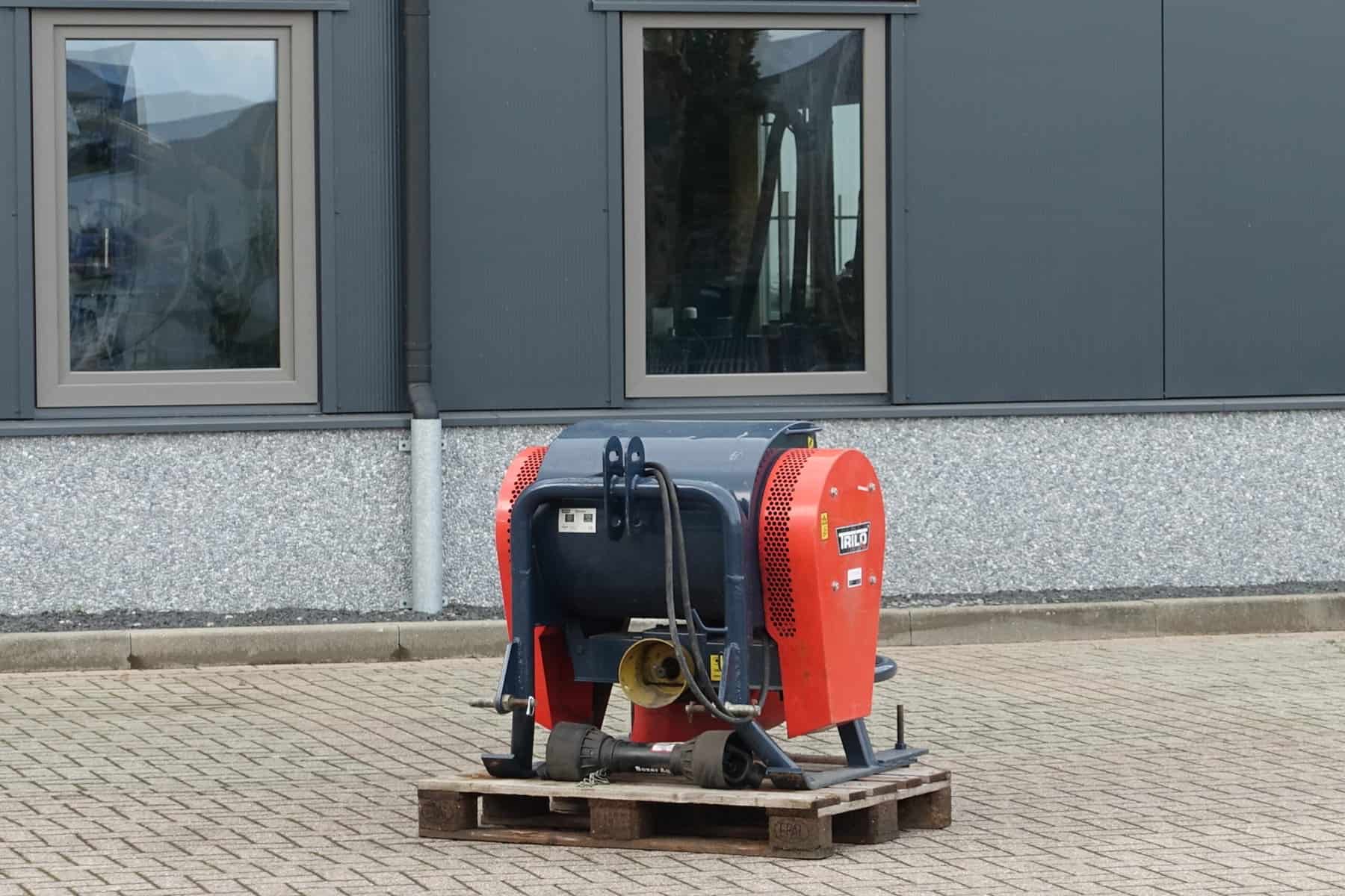 Trilo BL400 Bladblazer