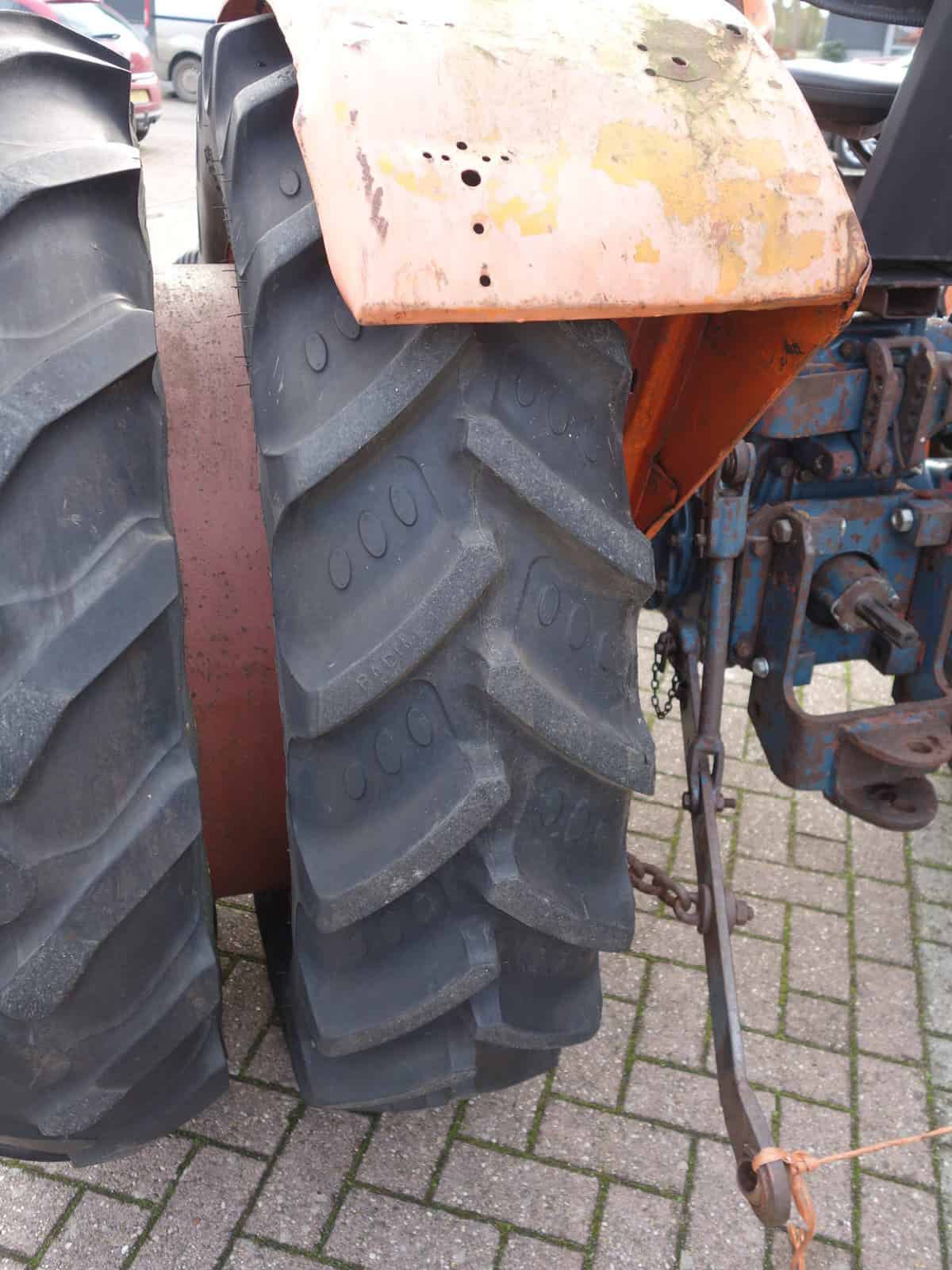 Universal / Fiat 460 2wd - Afbeelding 20