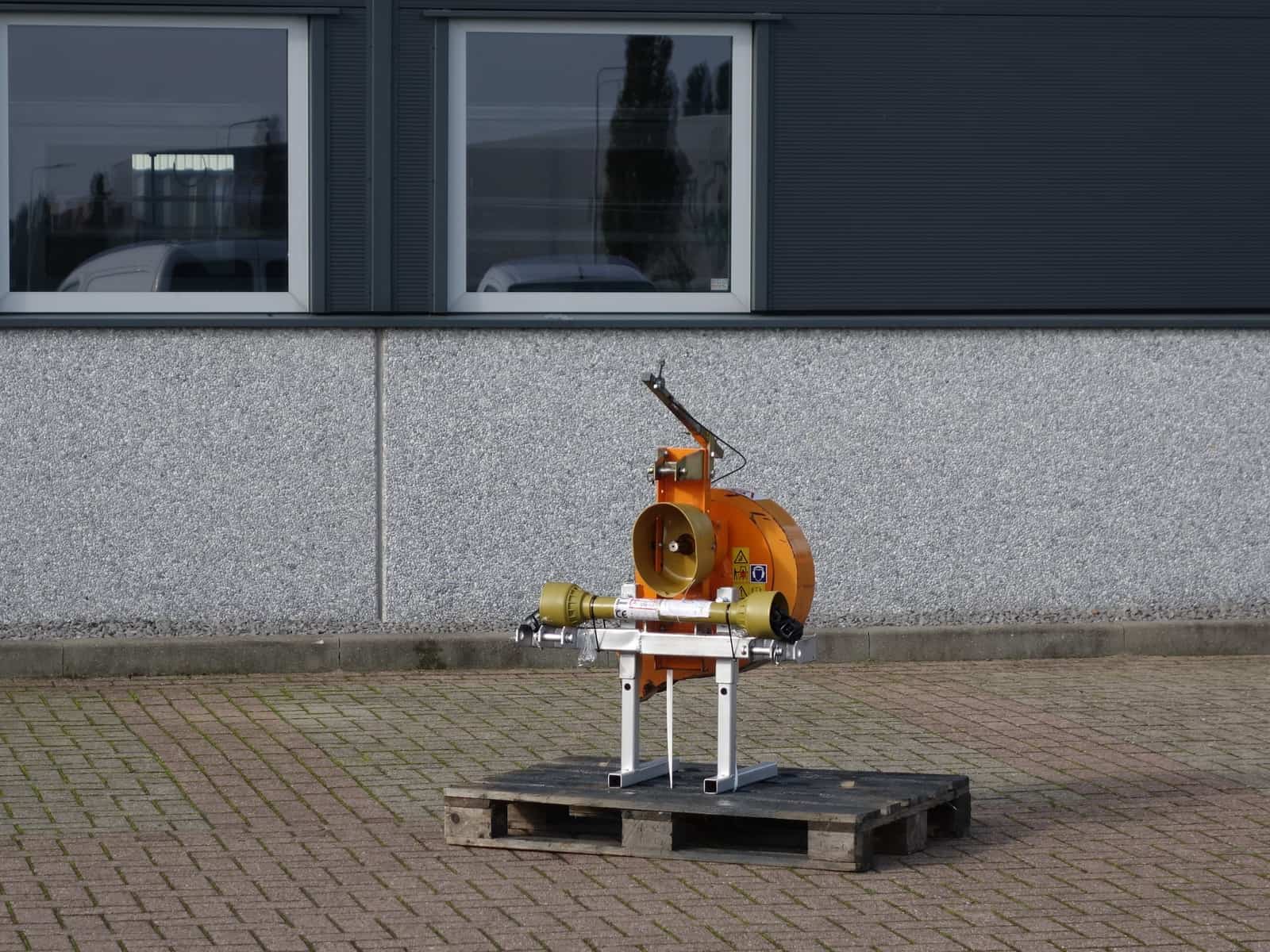 Votex 750 Bladblazer