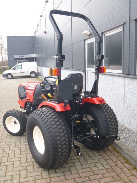 Yanmar EB3100 4wd HST - Afbeelding 15