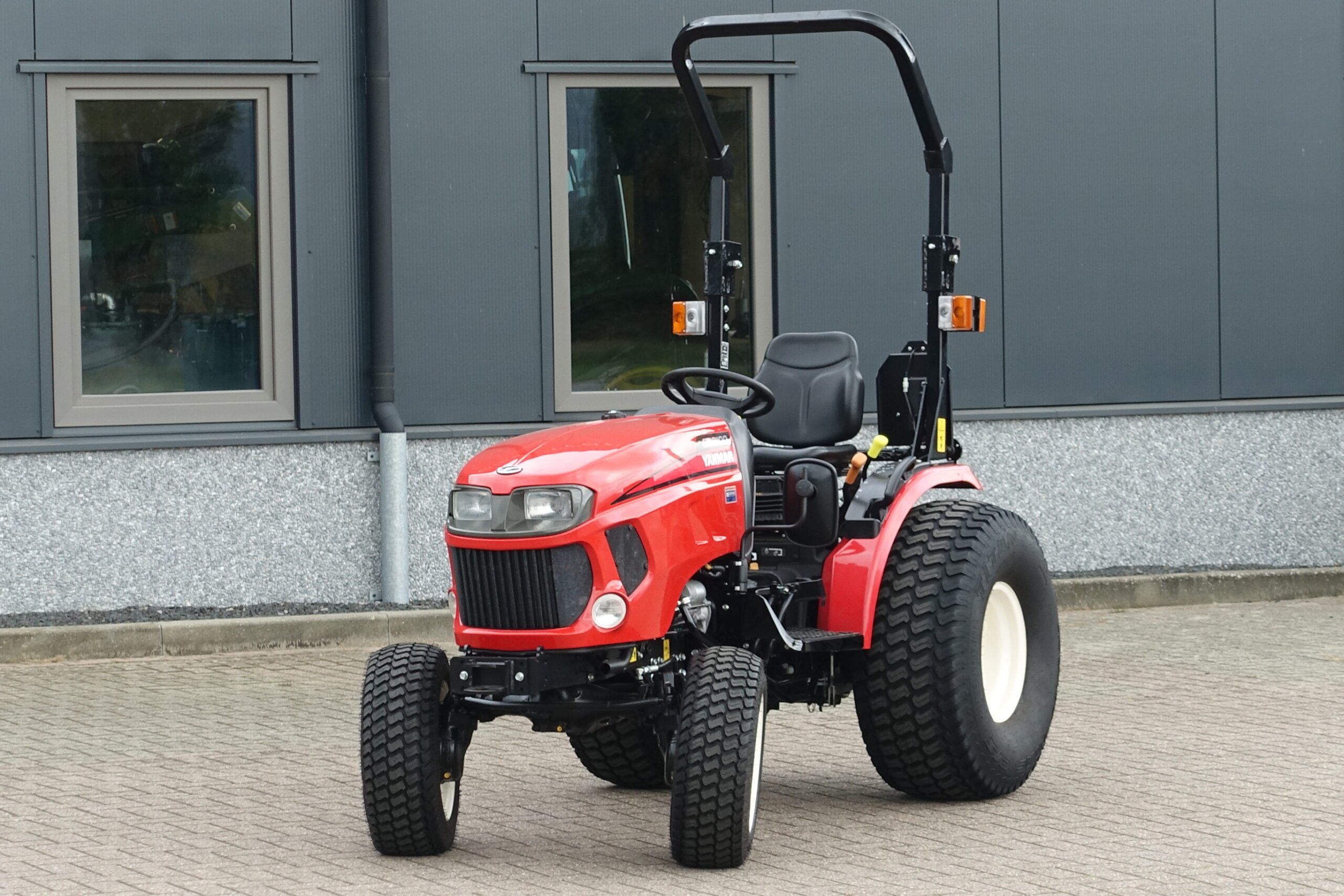 Yanmar EB3100 4wd HST