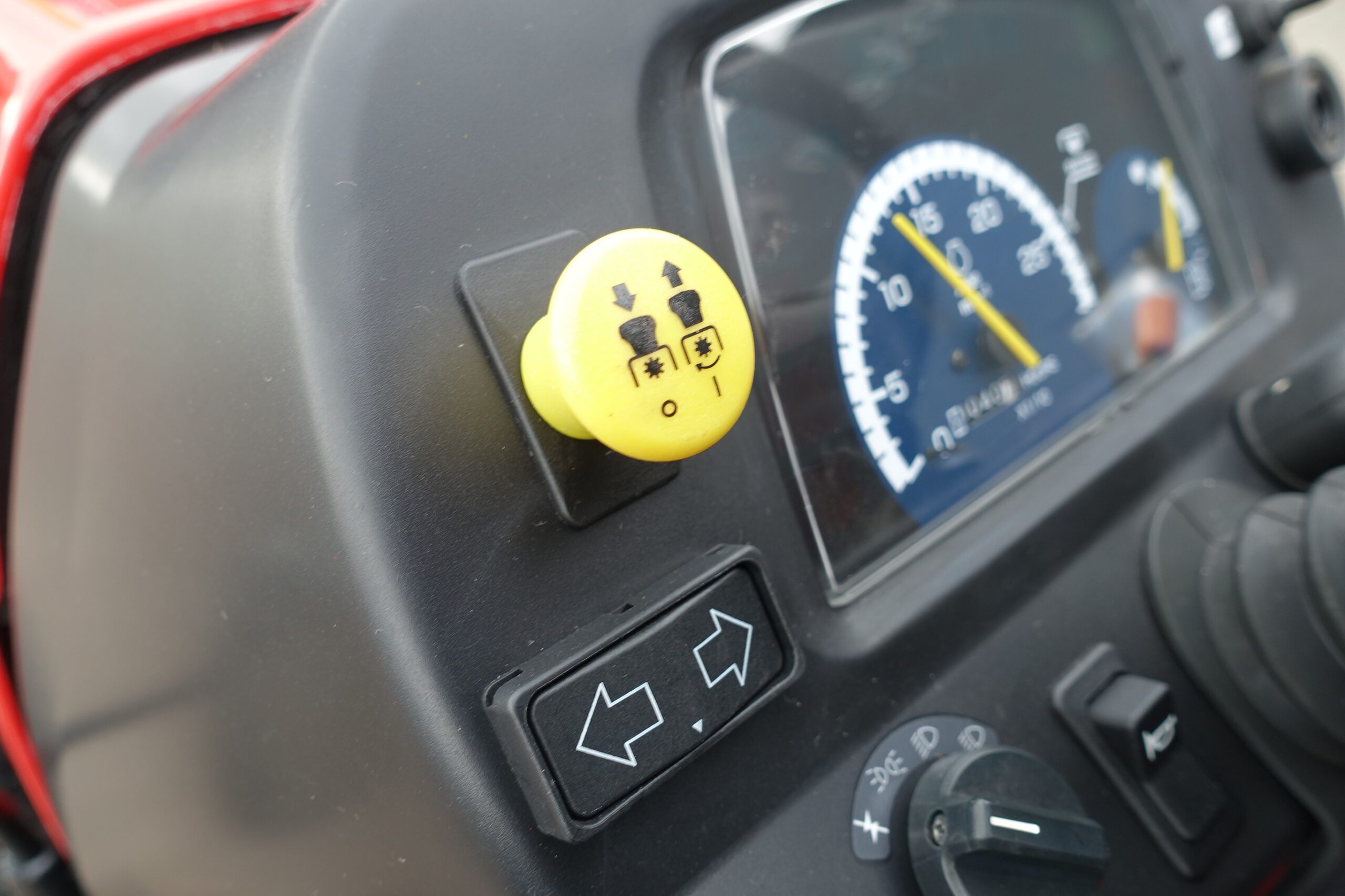 Yanmar EB3100 4wd HST - Afbeelding 13