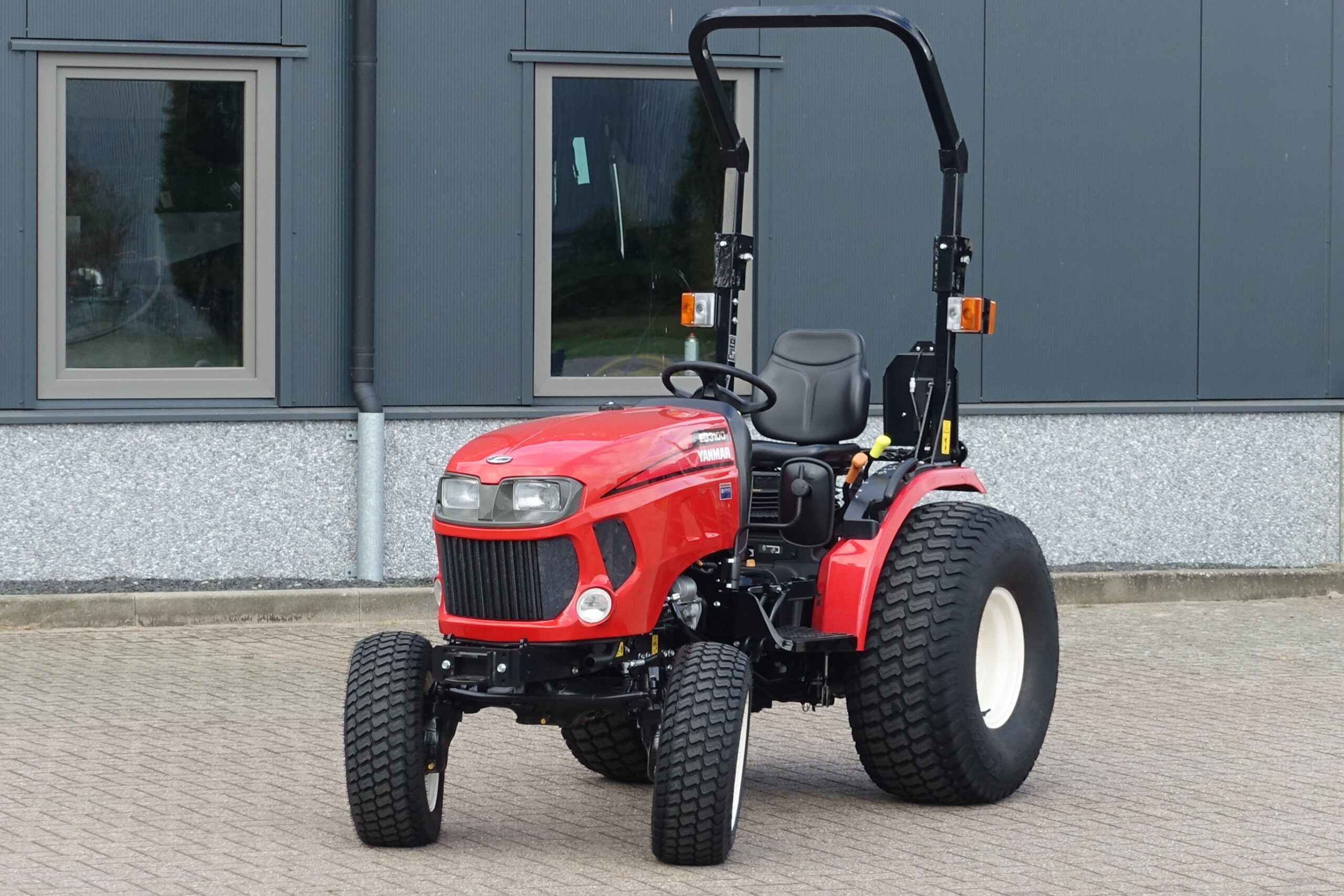 Yanmar EB3100 4wd HST - Afbeelding 39