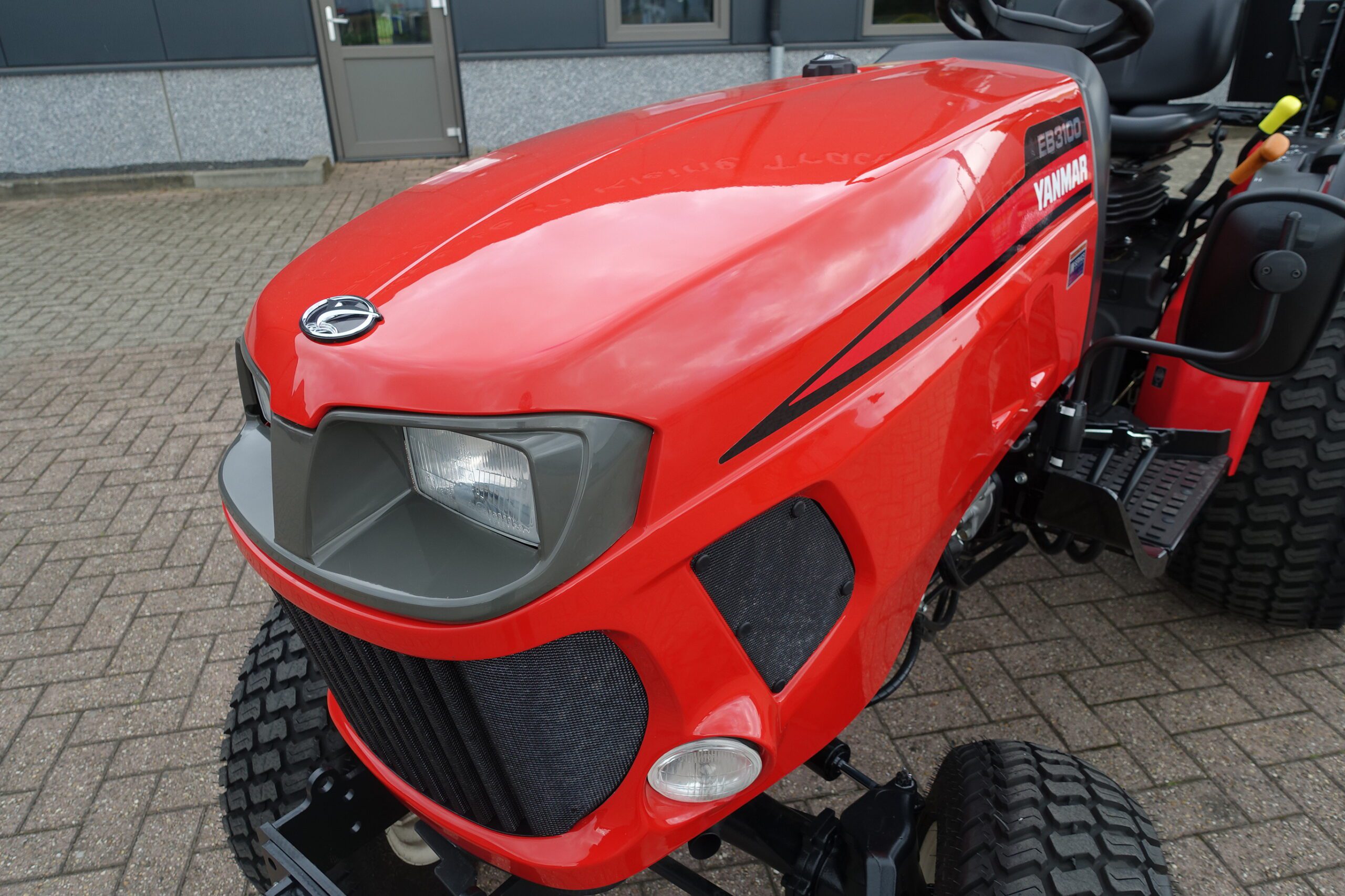 Yanmar EB3100 4wd HST - Afbeelding 5