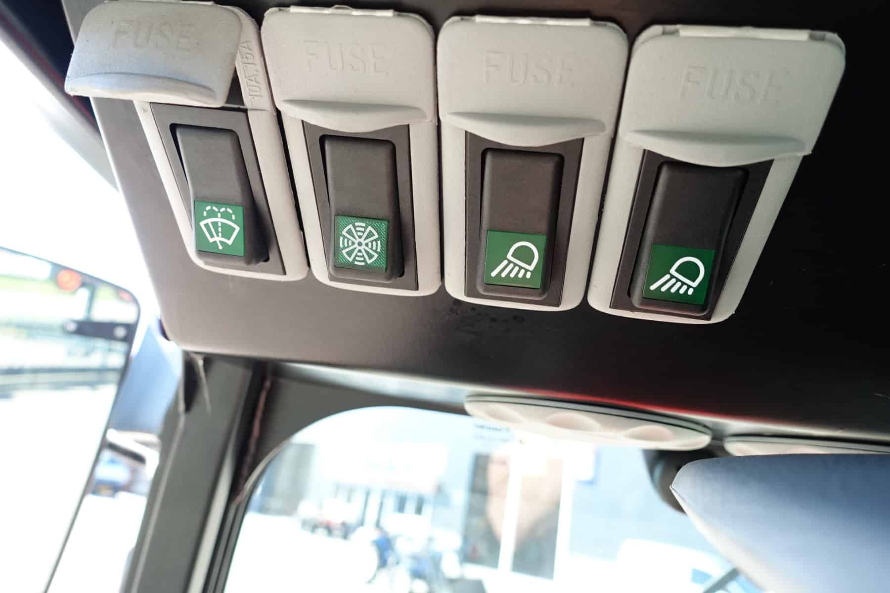 Yanmar EB3100 4wd HST - Afbeelding 15