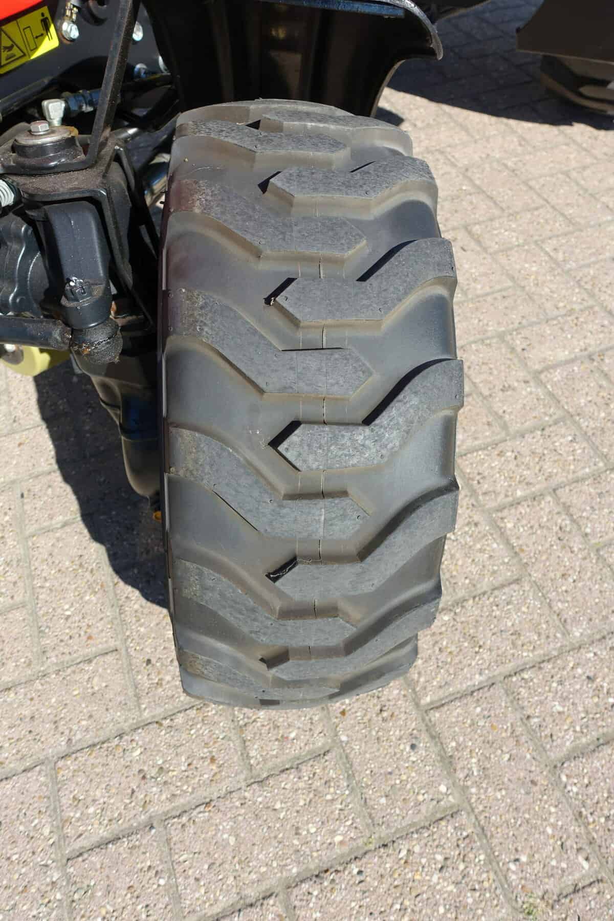 Yanmar EB3100 4wd HST - Afbeelding 24