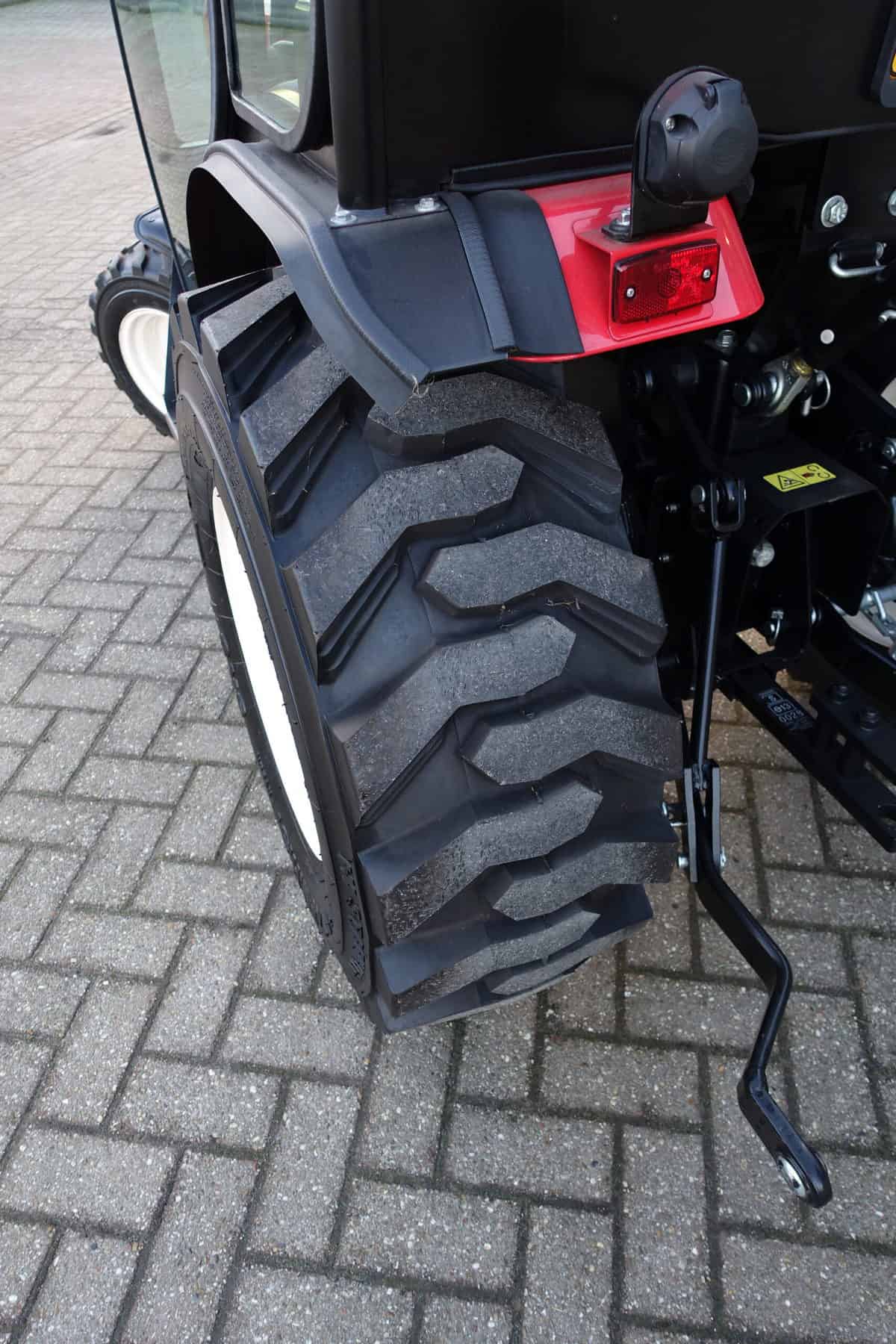 Yanmar EB3100 4wd HST - Afbeelding 28