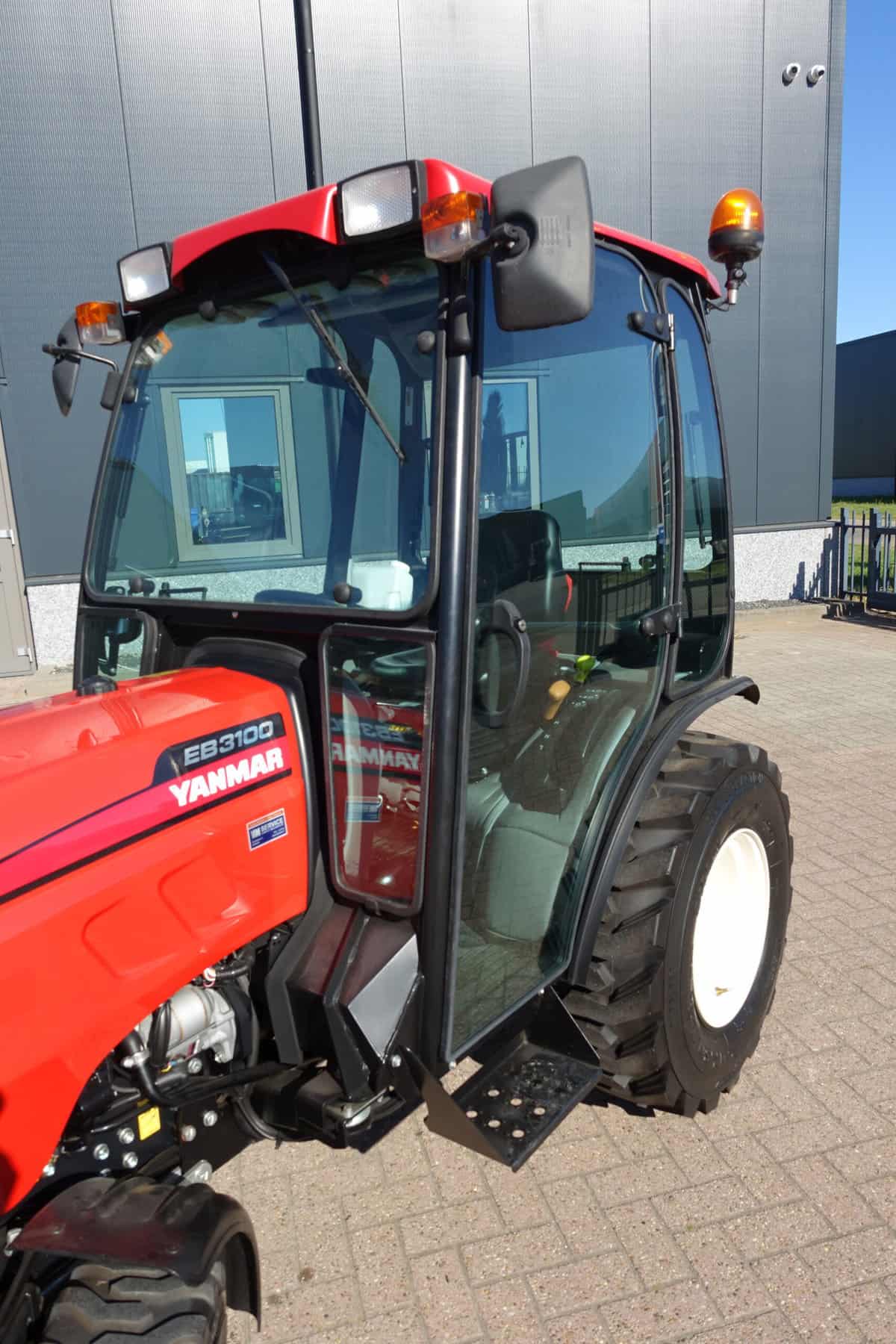 Yanmar EB3100 4wd HST - Afbeelding 8