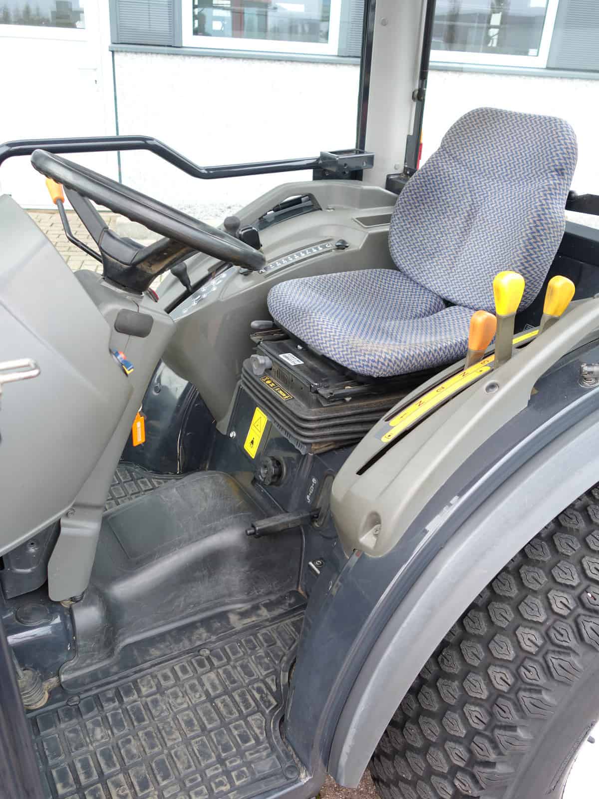 Yanmar EF235 4wd - Afbeelding 11